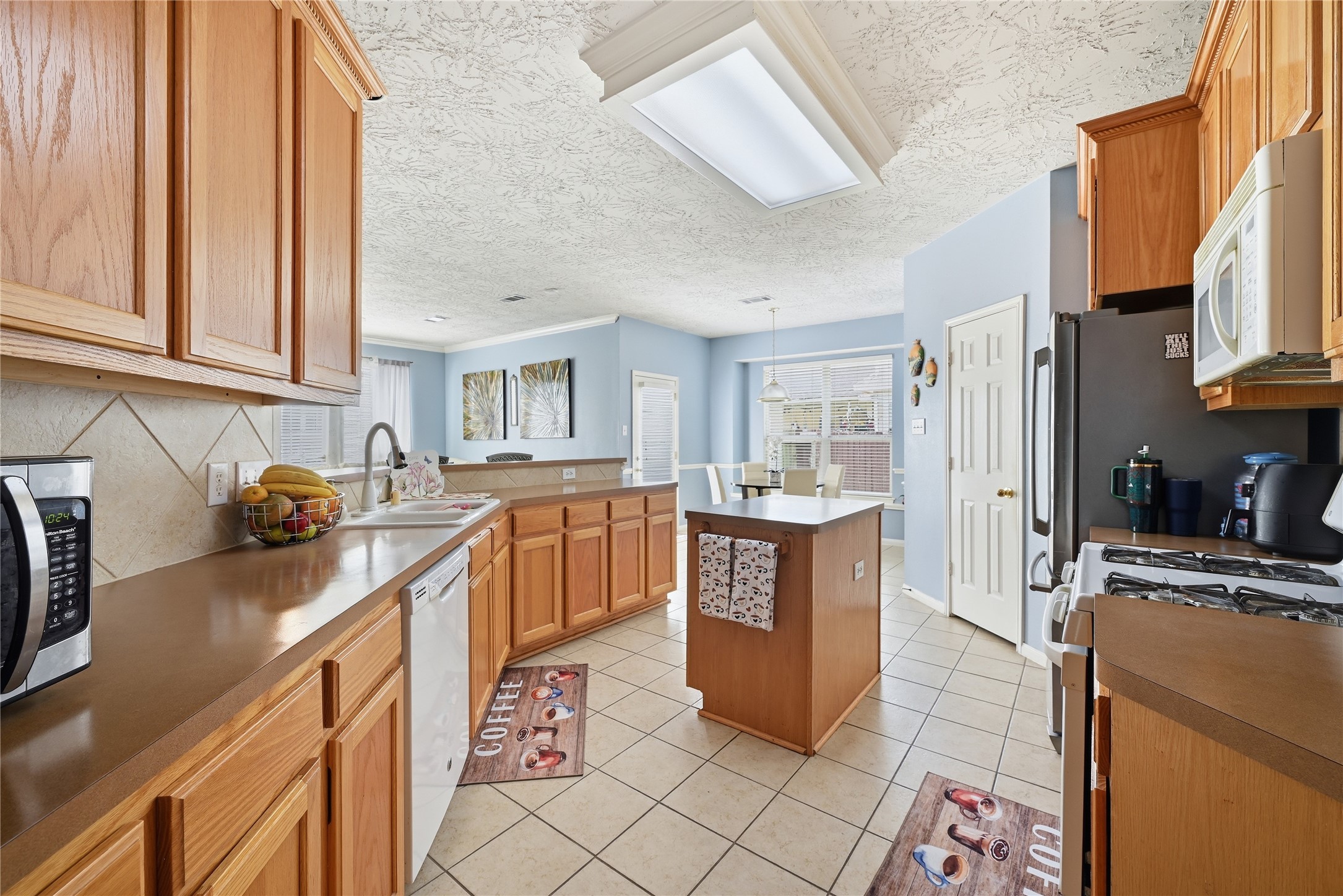 3710 Sage Point Court Property Photo 13