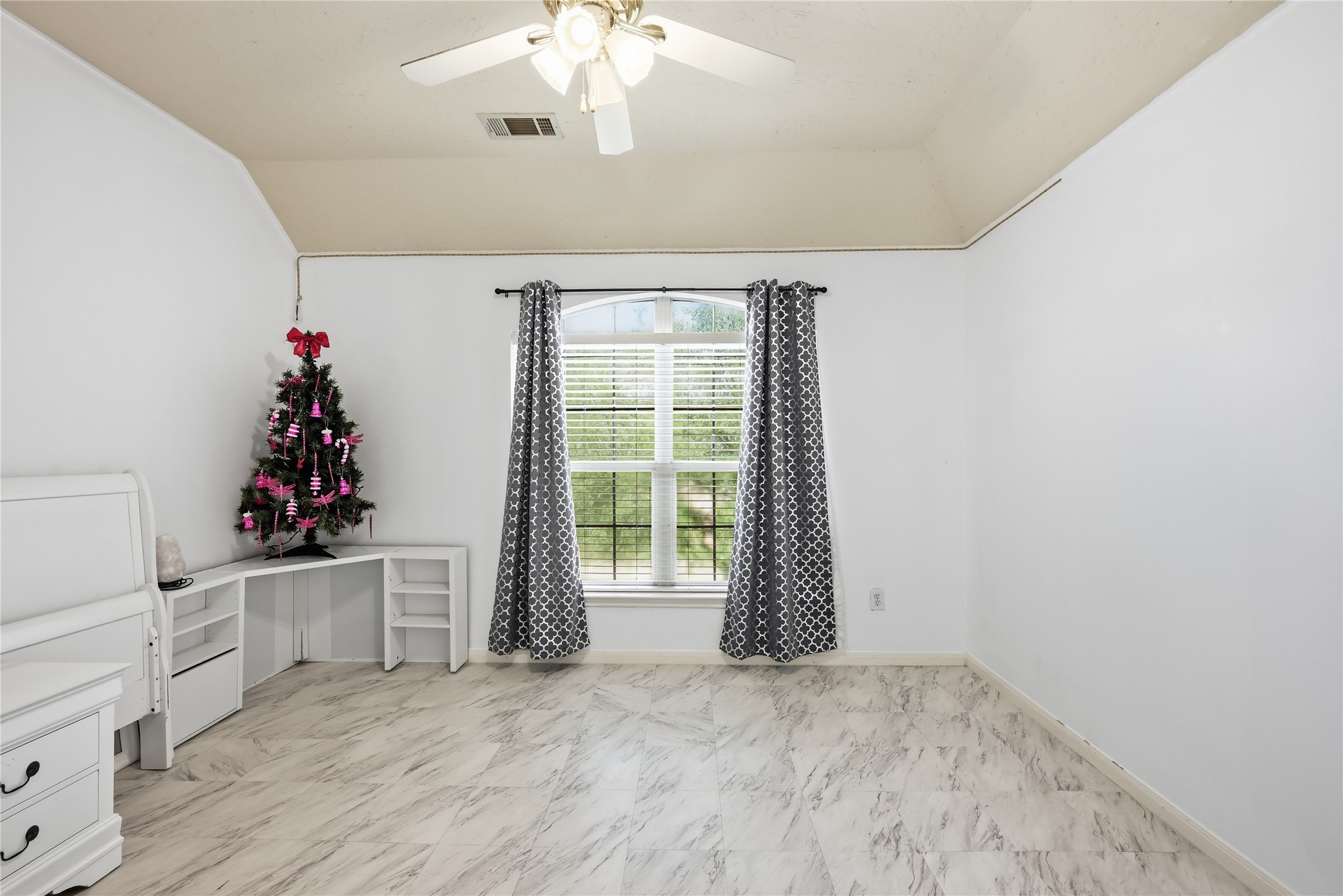 3710 Sage Point Court Property Photo 16