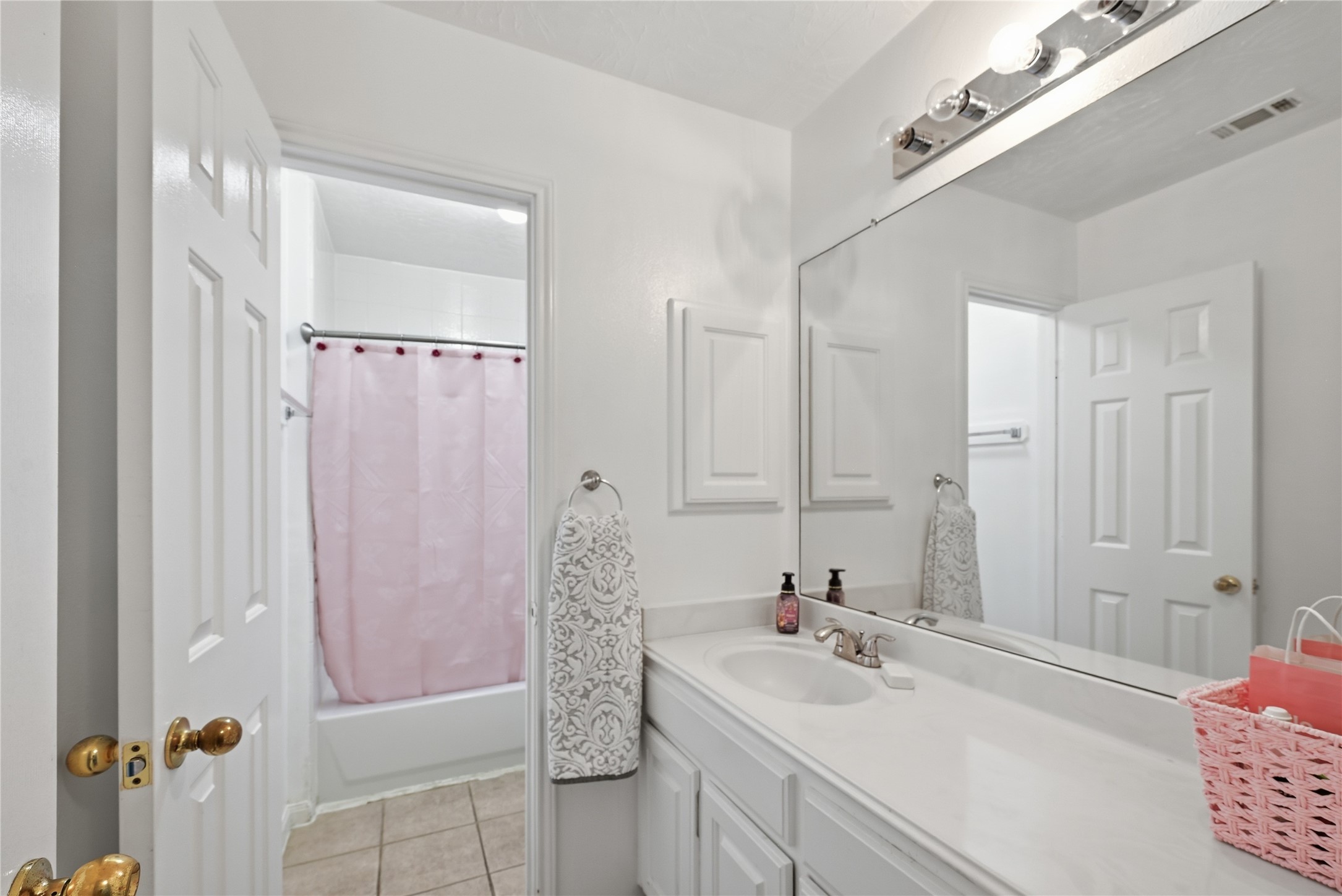 3710 Sage Point Court Property Photo 28