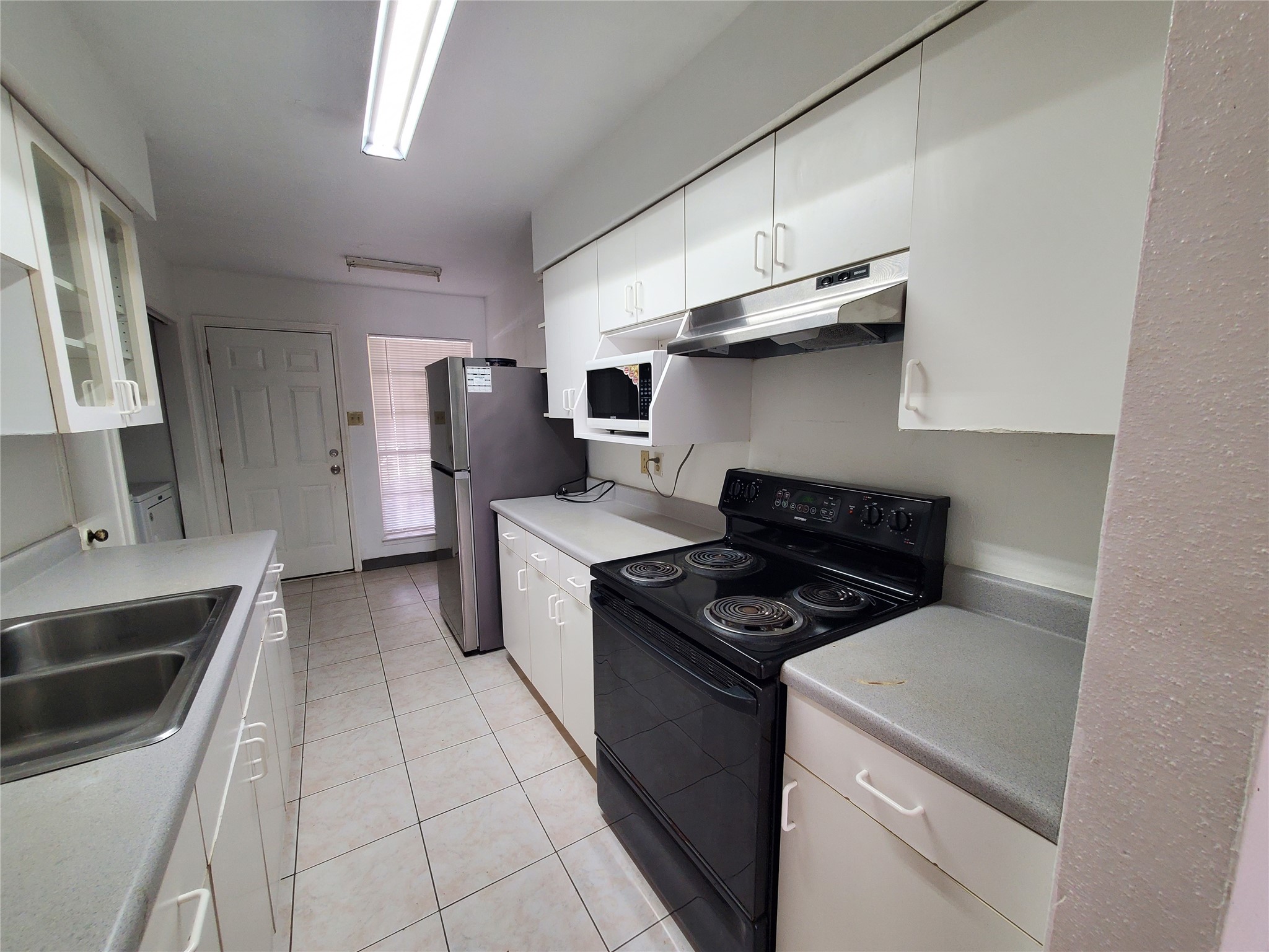 15051 Woodforest Boulevard A Property Photo 10