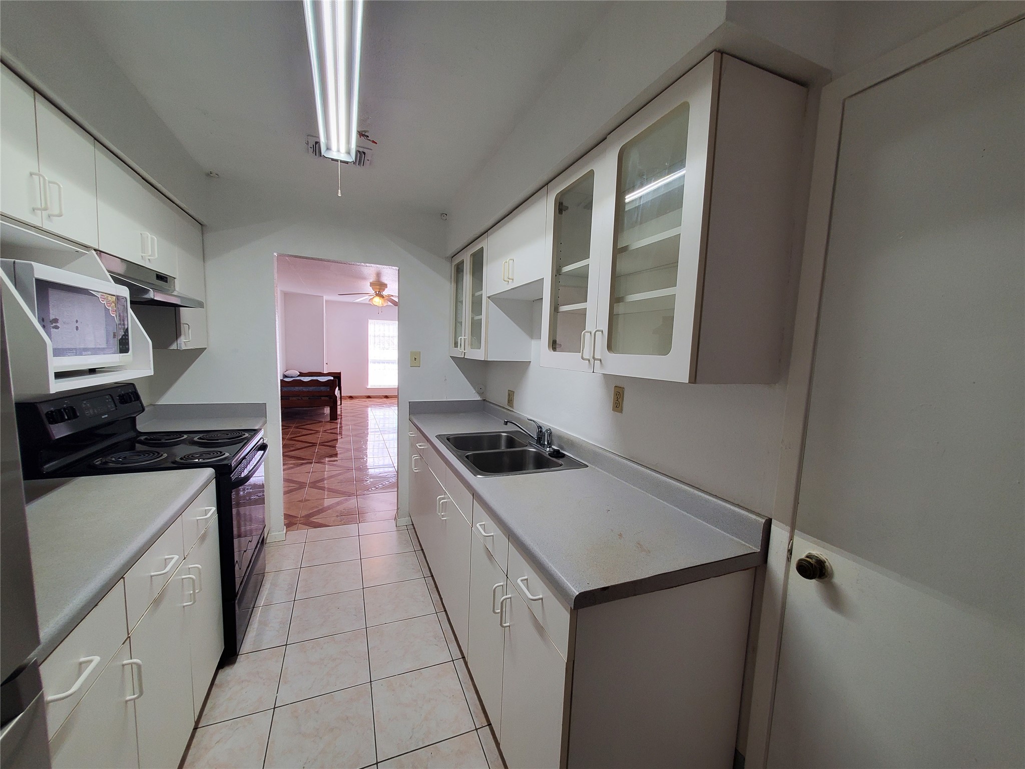 15051 Woodforest Boulevard A Property Photo 11