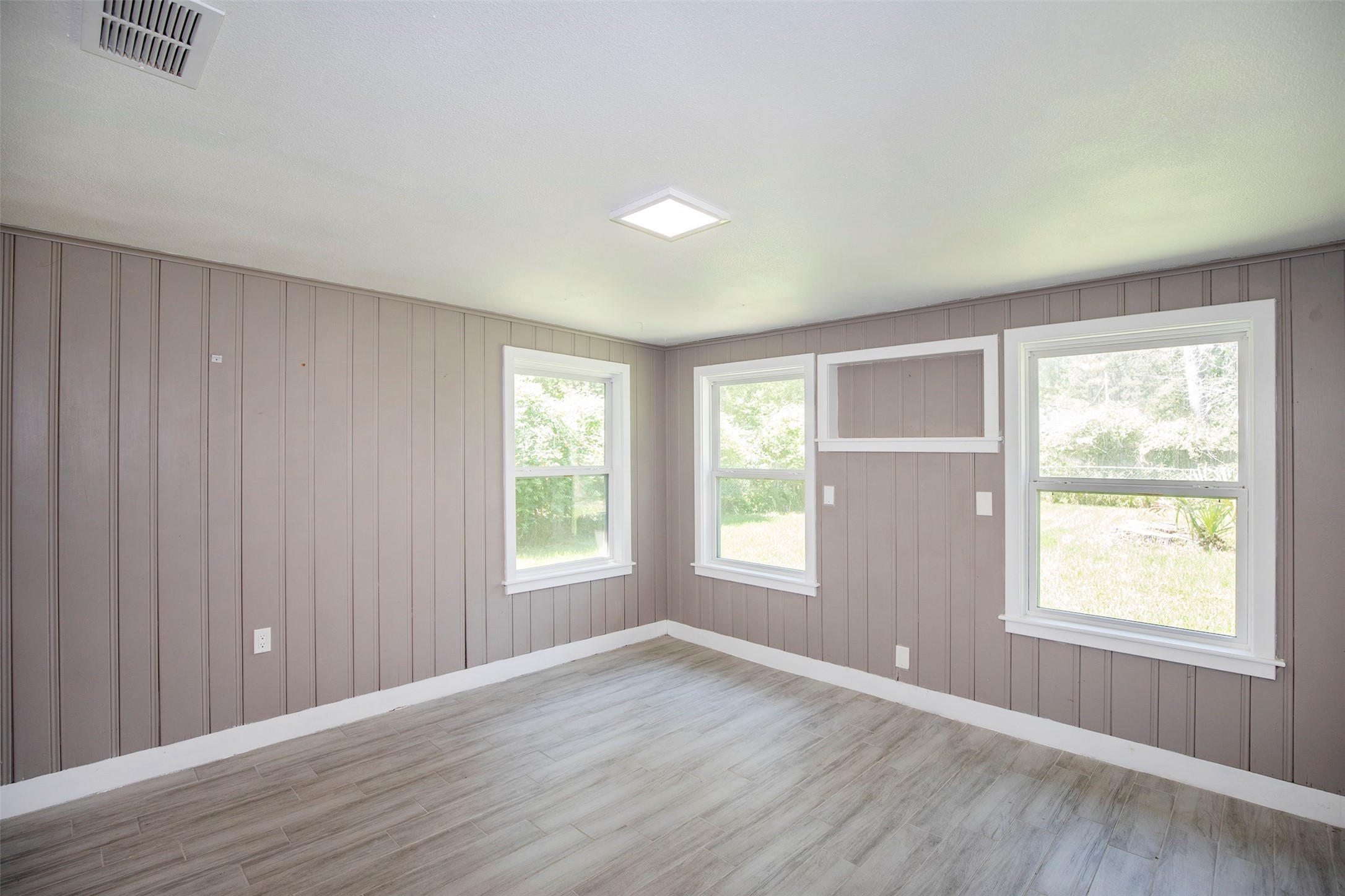 2113 Holly Drive Property Photo 14