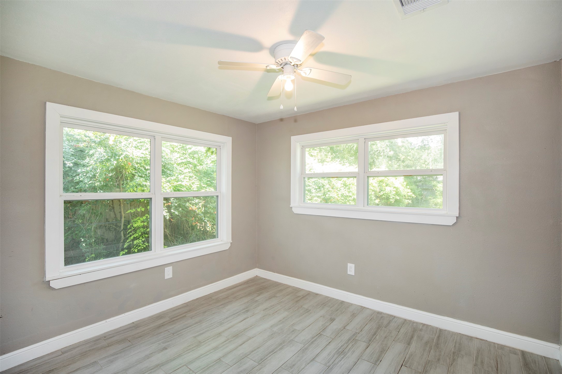 2113 Holly Drive Property Photo 24