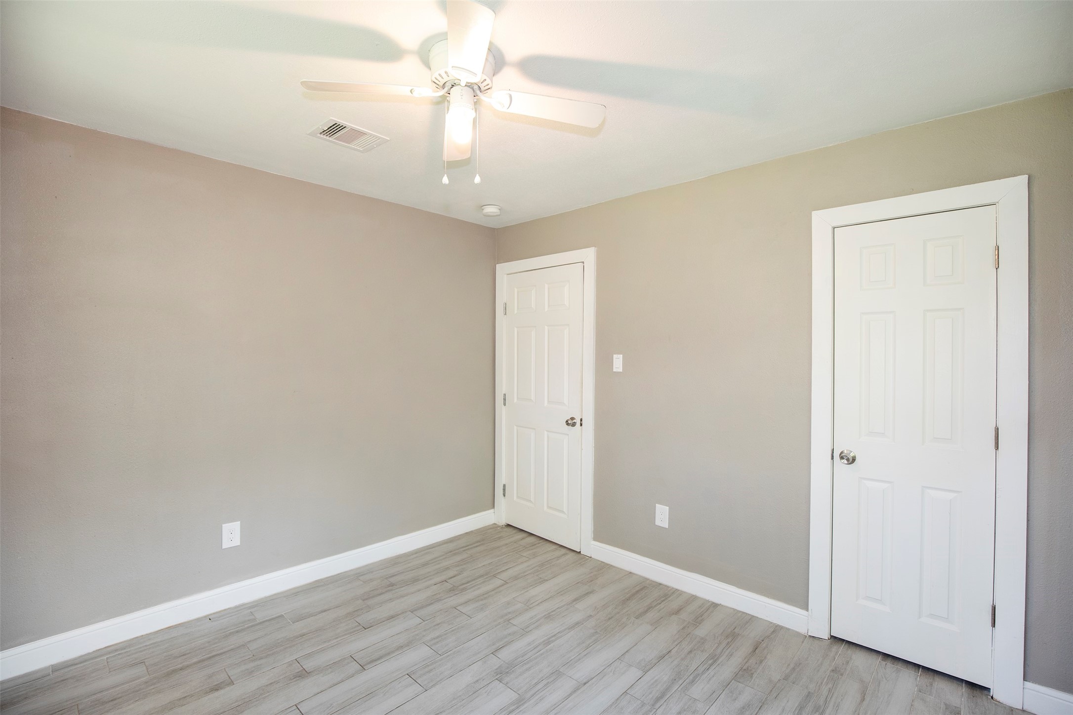 2113 Holly Drive Property Photo 25