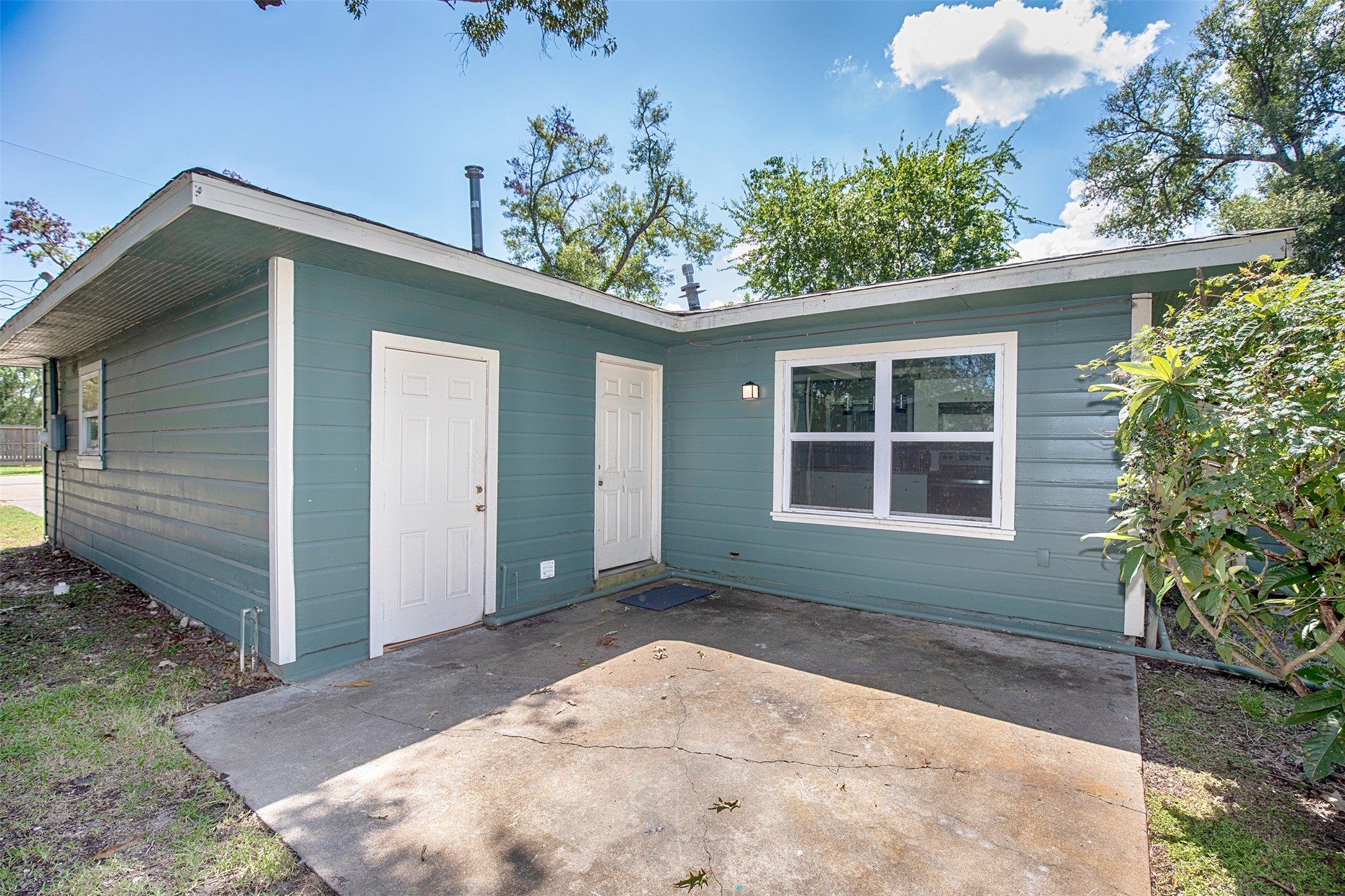 2113 Holly Drive Property Photo 28
