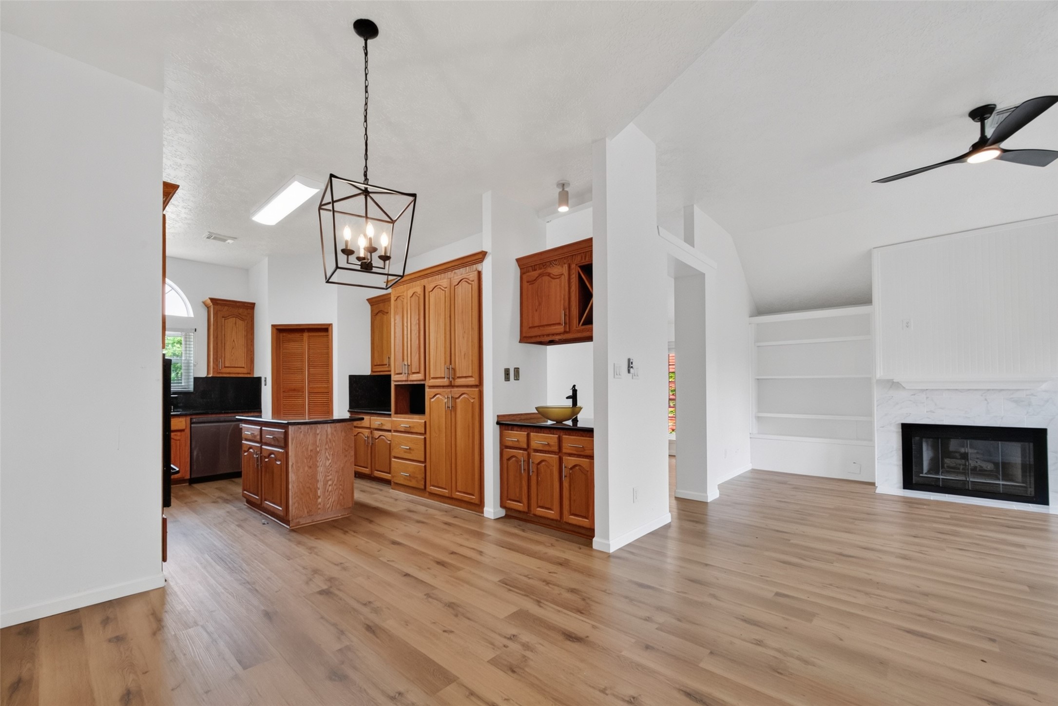 7403 Oak Walk Drive Property Photo 10
