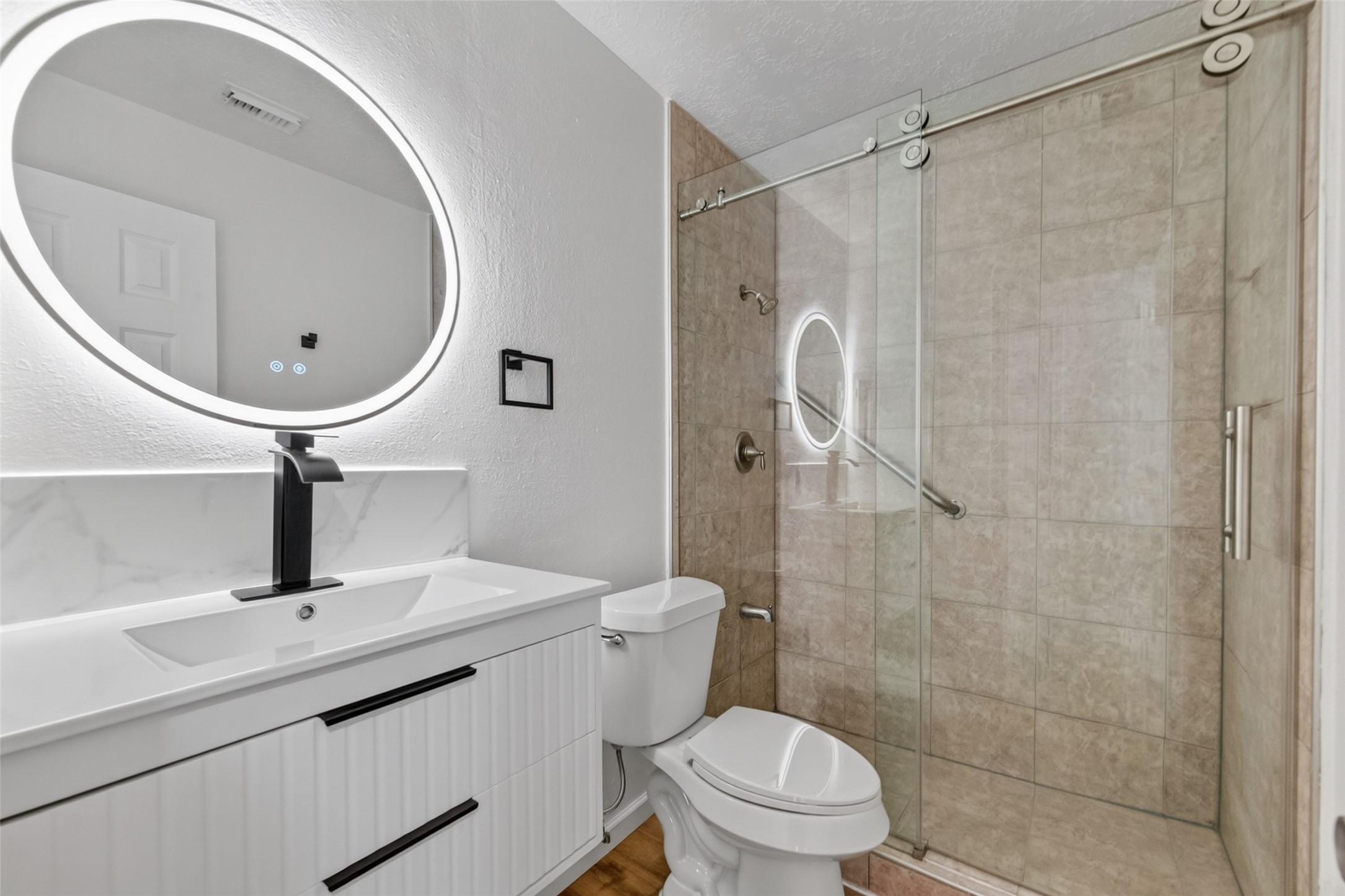 7403 Oak Walk Drive Property Photo 24