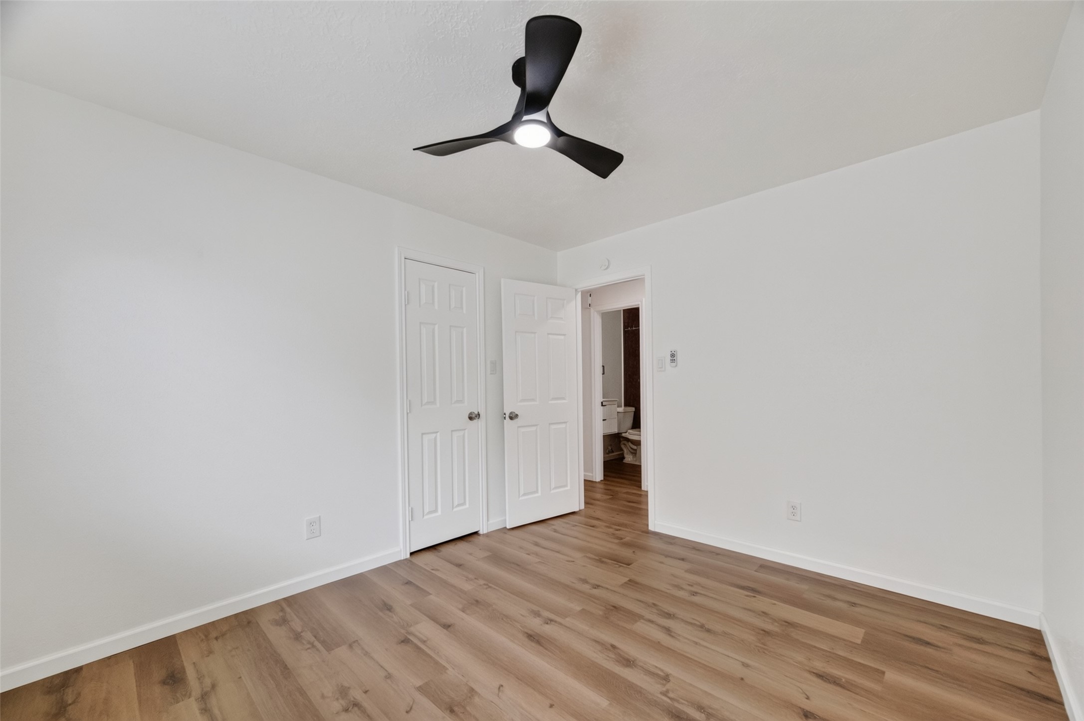 7403 Oak Walk Drive Property Photo 26