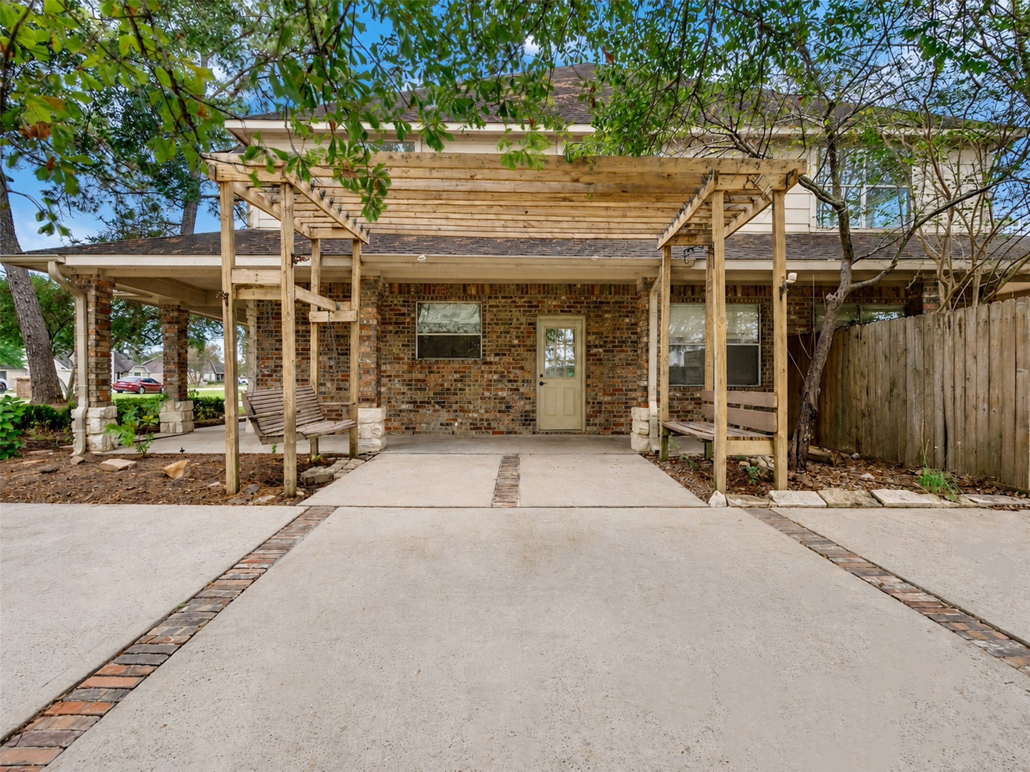 11423 Birchwood Drive Property Photo 3
