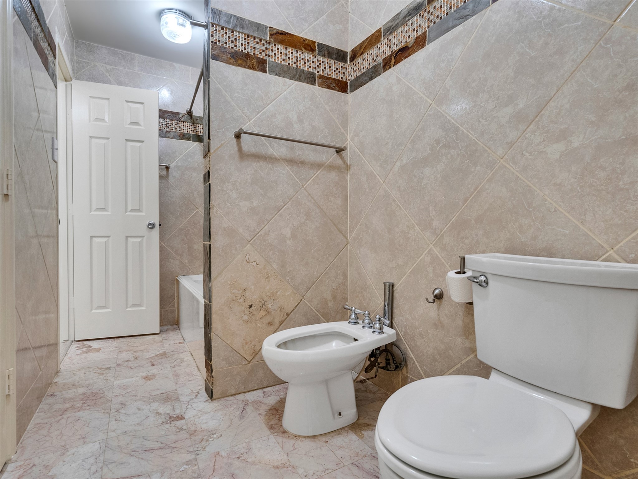 11423 Birchwood Drive Property Photo 31