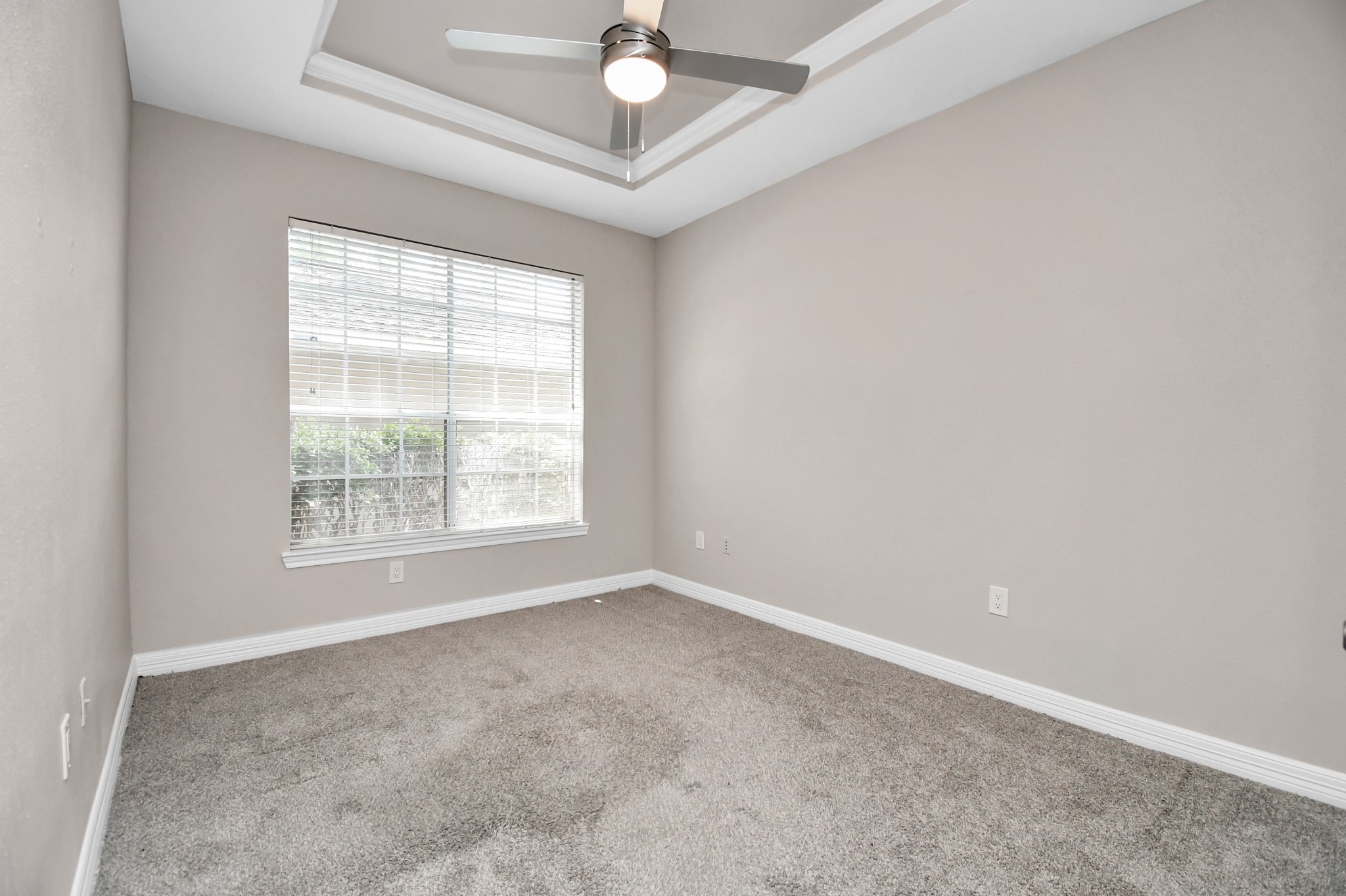 3225 Woodland Park Drive 0513 Property Photo 8