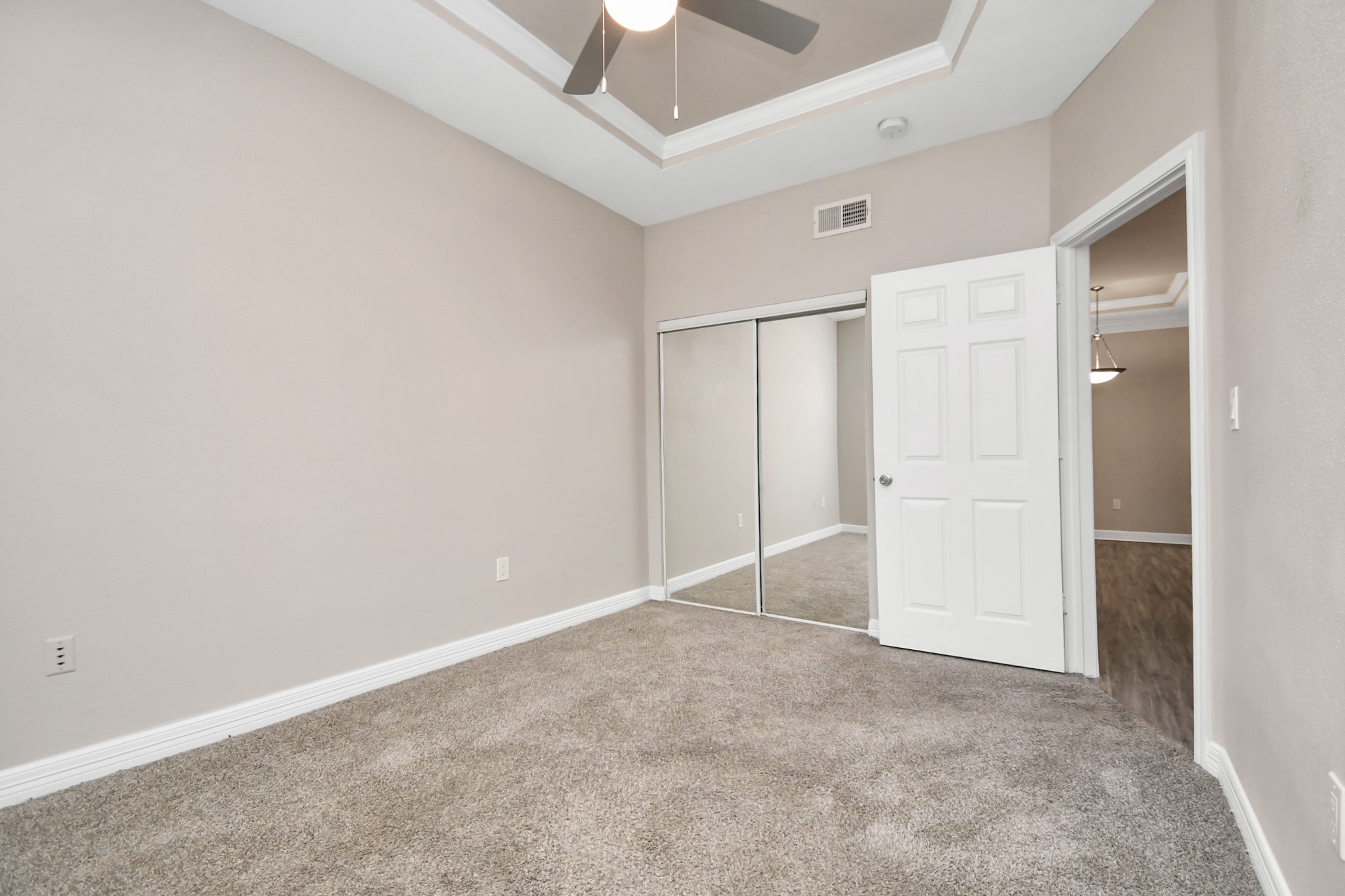 3225 Woodland Park Drive 0513 Property Photo 9