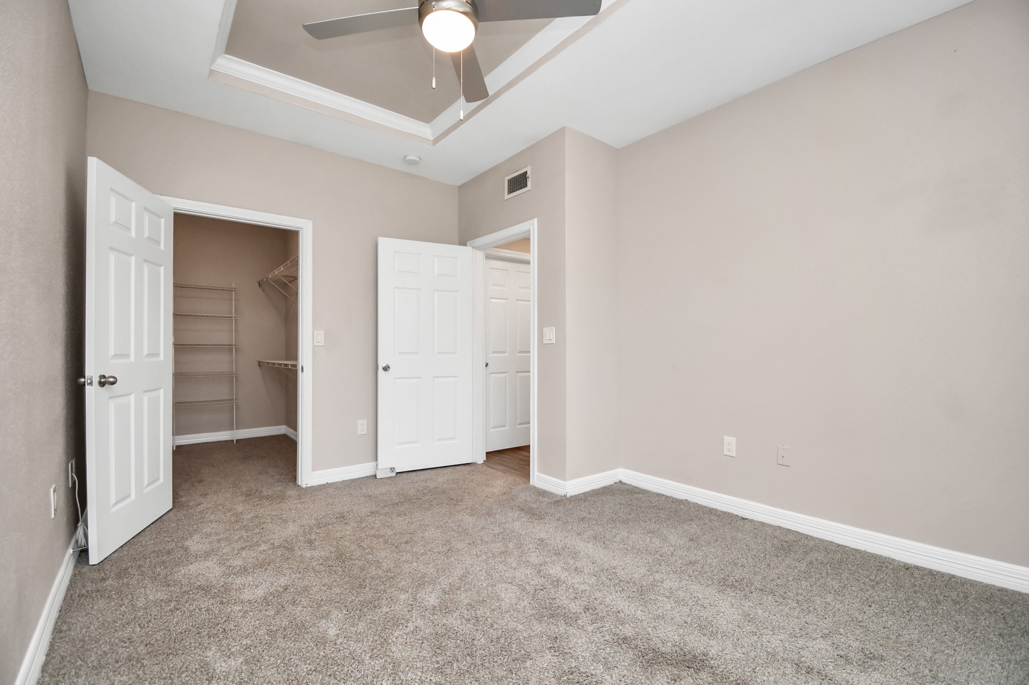 3225 Woodland Park Drive 0513 Property Photo 12