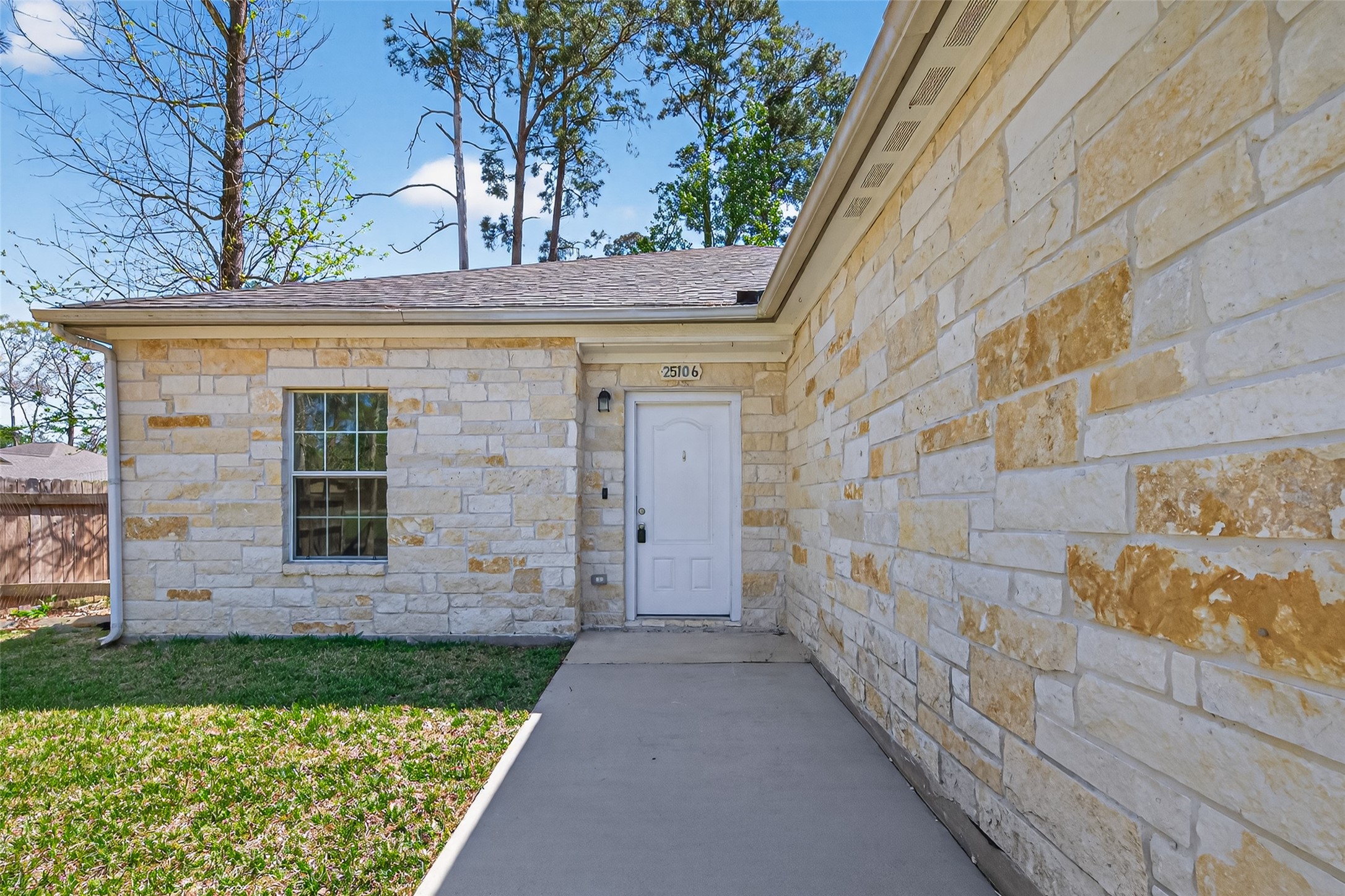 25106 Morgan Cemetery Road Property Photo 6