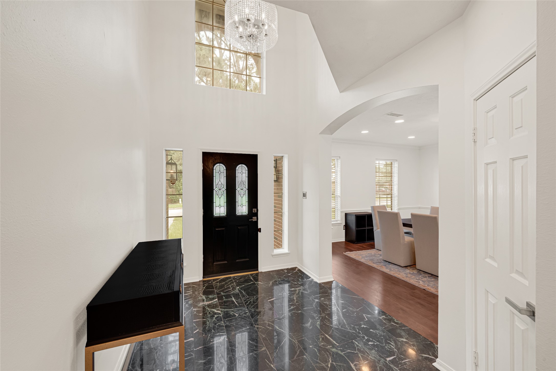 8307 Summer Reef Drive Property Photo 6
