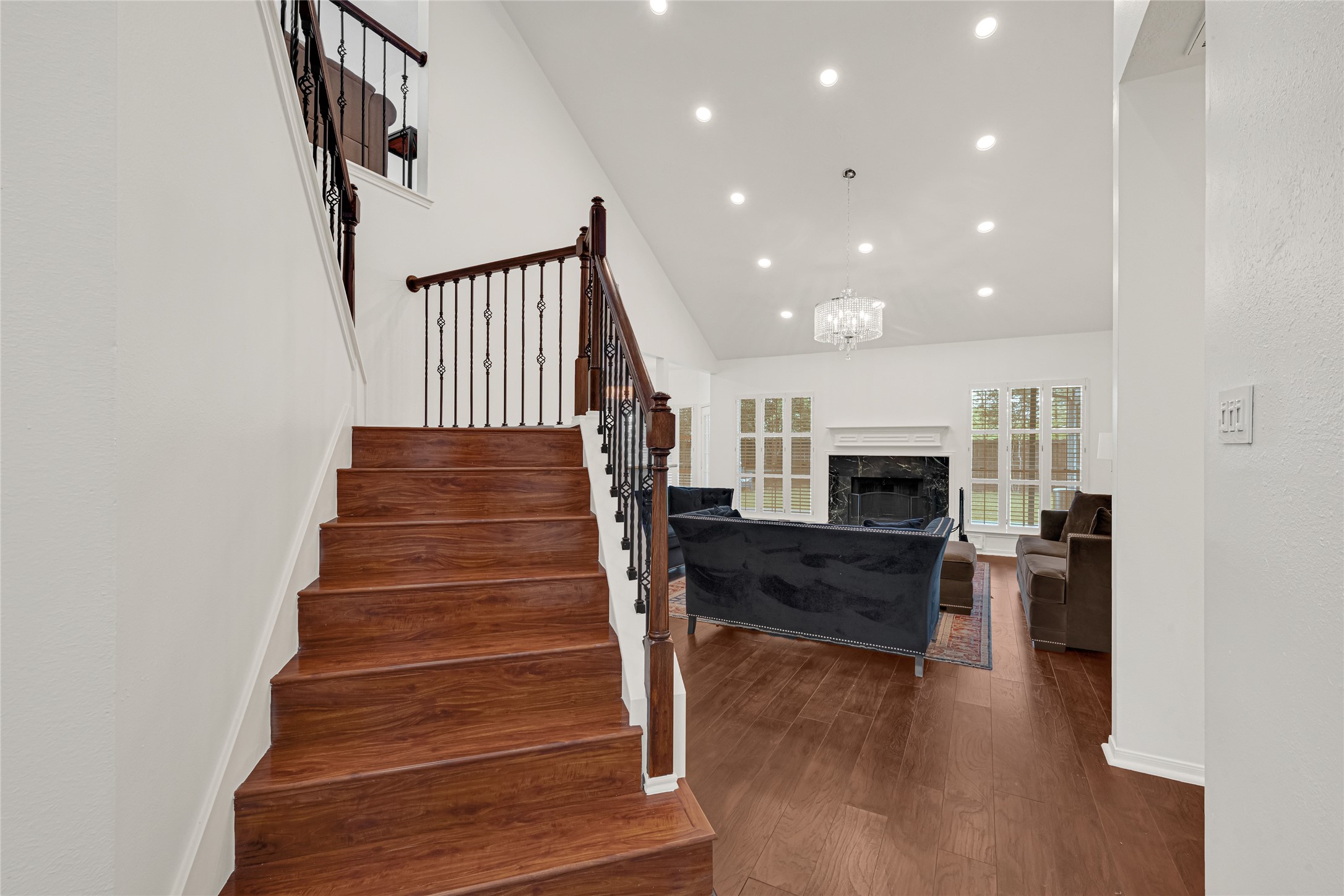 8307 Summer Reef Drive Property Photo 7
