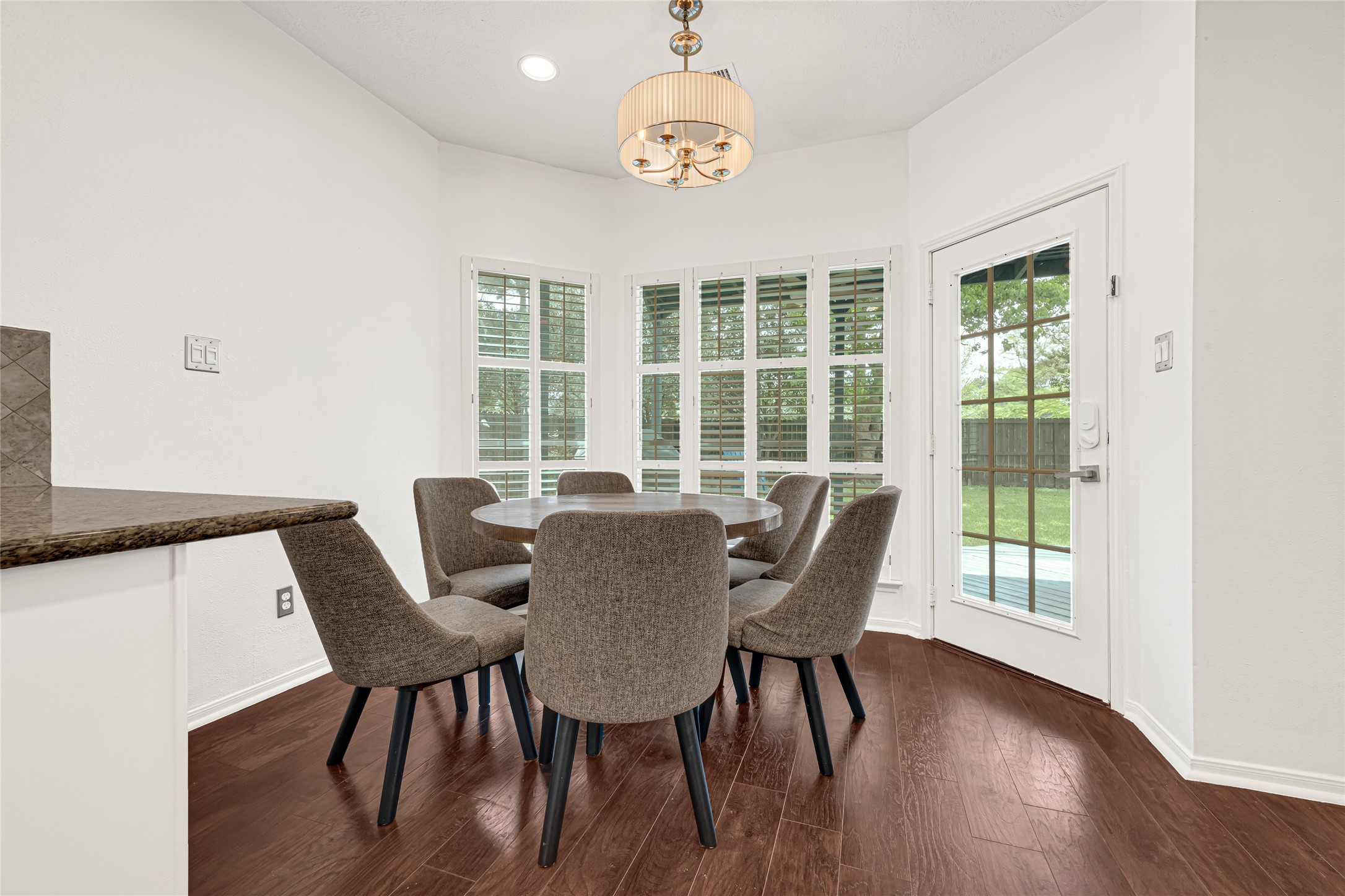 8307 Summer Reef Drive Property Photo 11