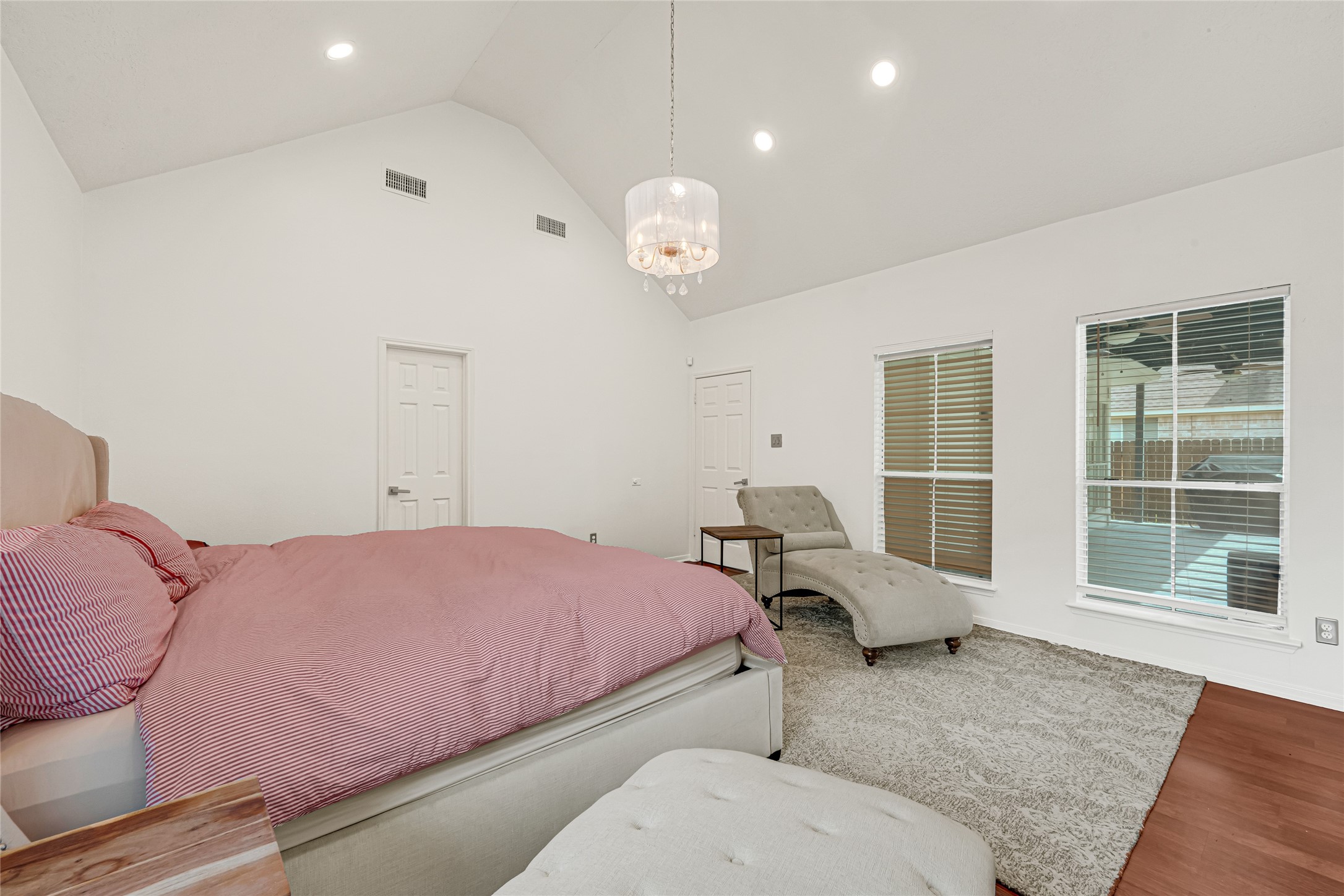 8307 Summer Reef Drive Property Photo 17
