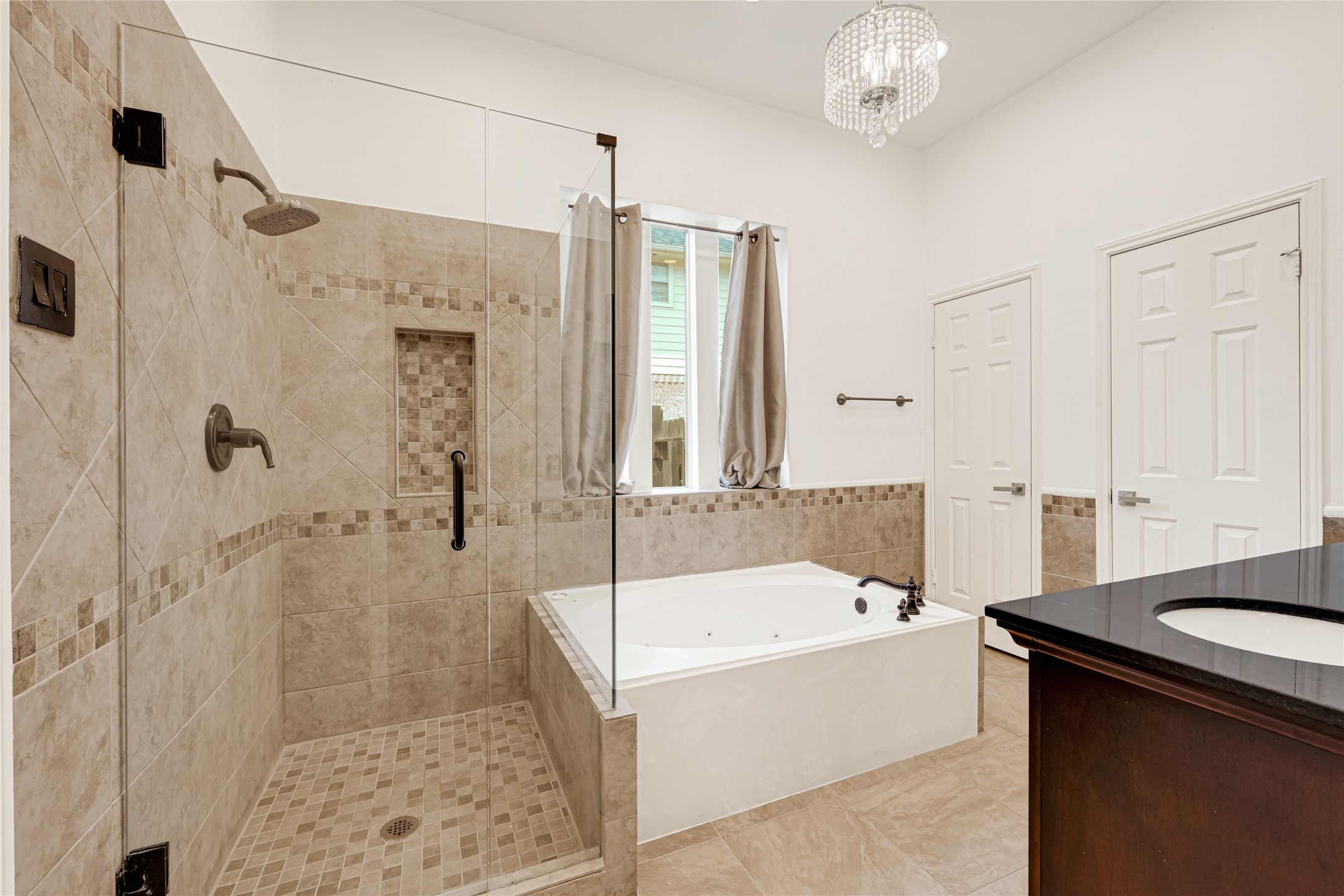 8307 Summer Reef Drive Property Photo 19