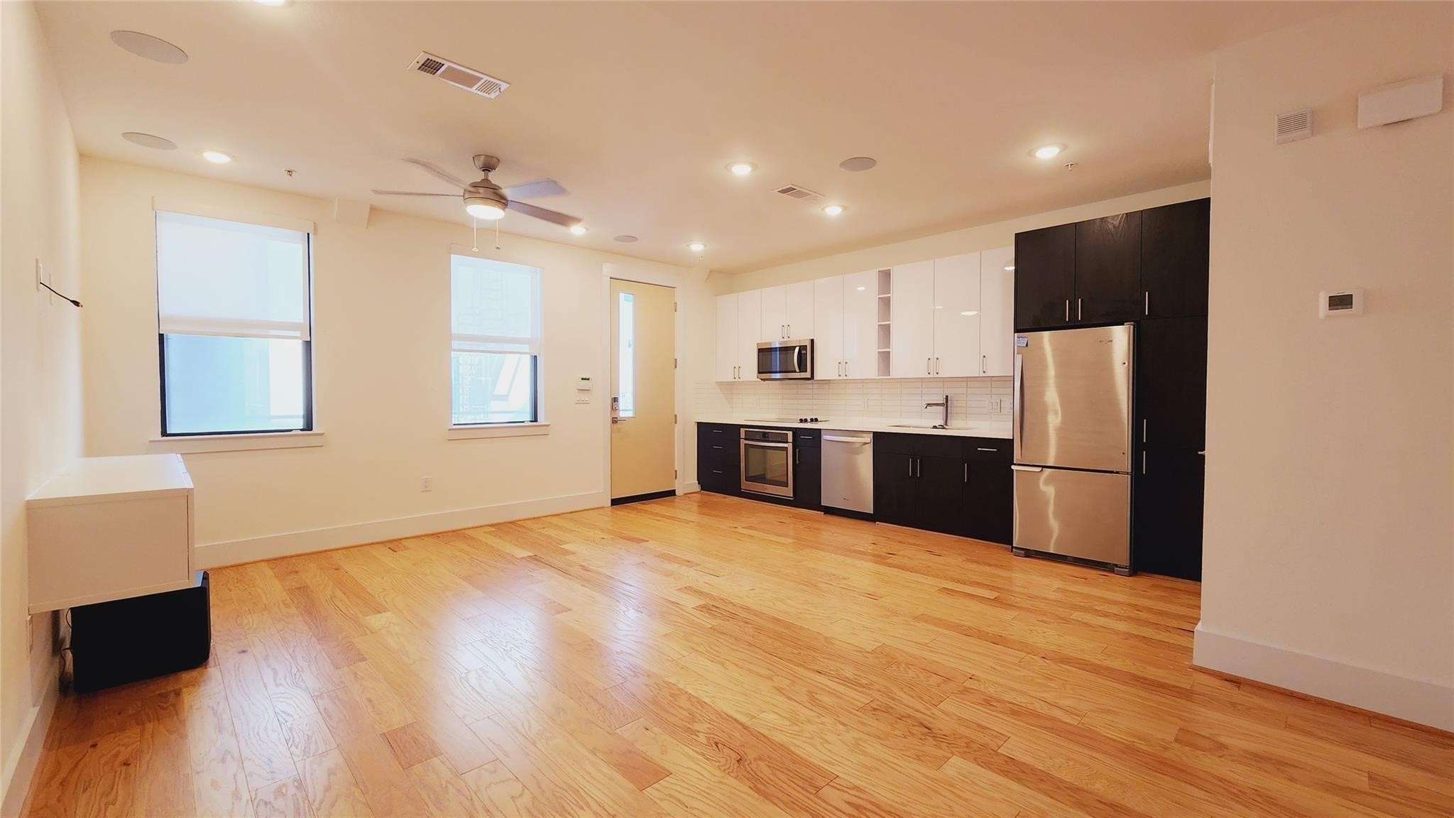 2401 Crawford Street B109 Property Photo 4