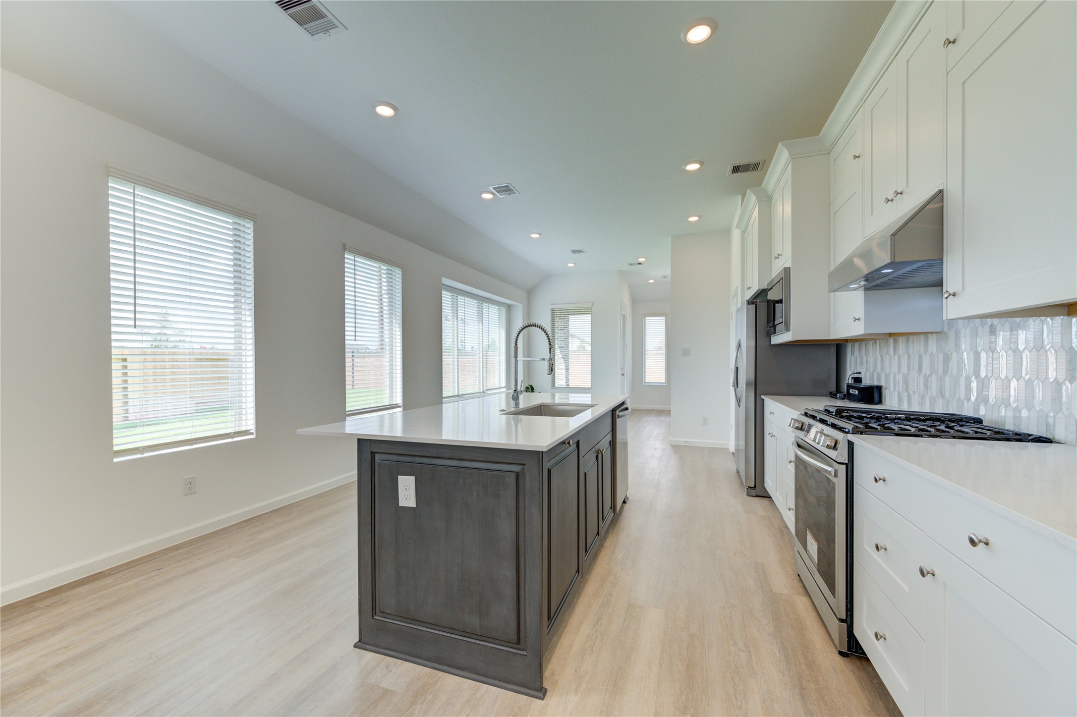 27006 Coco Flower Ln Property Photo 15