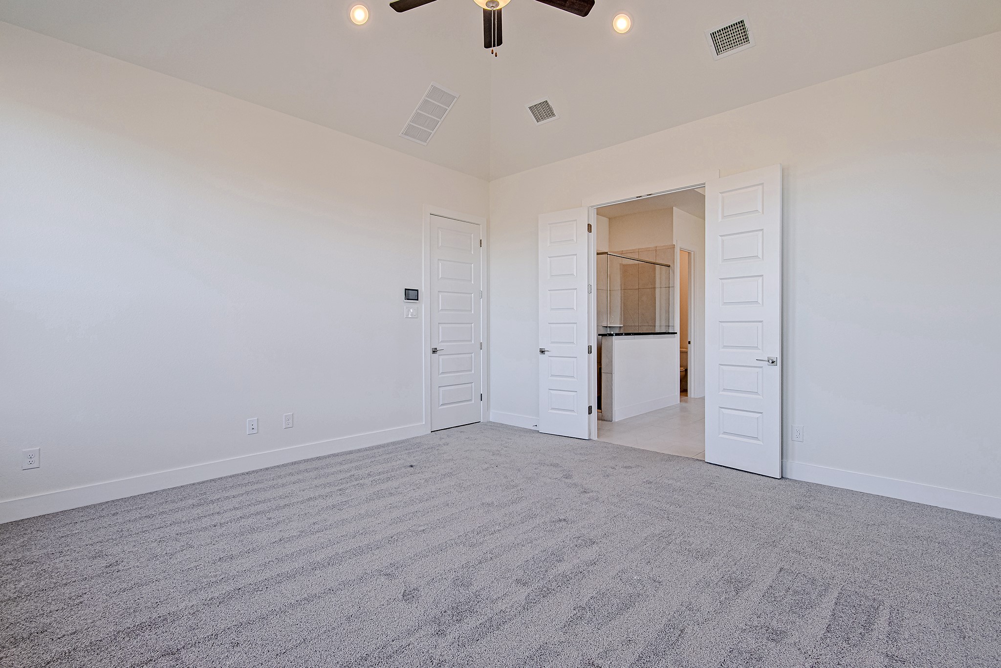 149 Peninsula Point Drive Property Photo 16