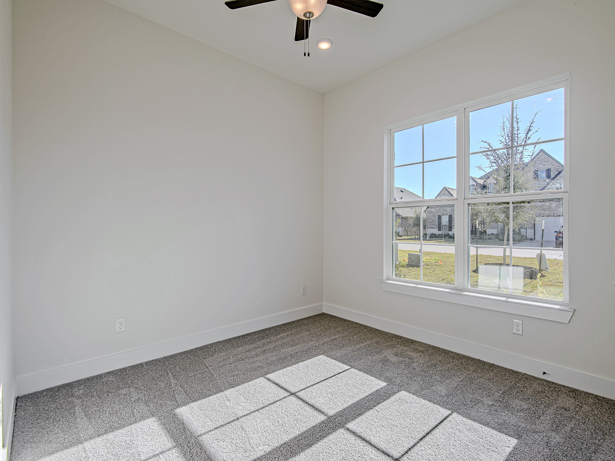 149 Peninsula Point Drive Property Photo 29