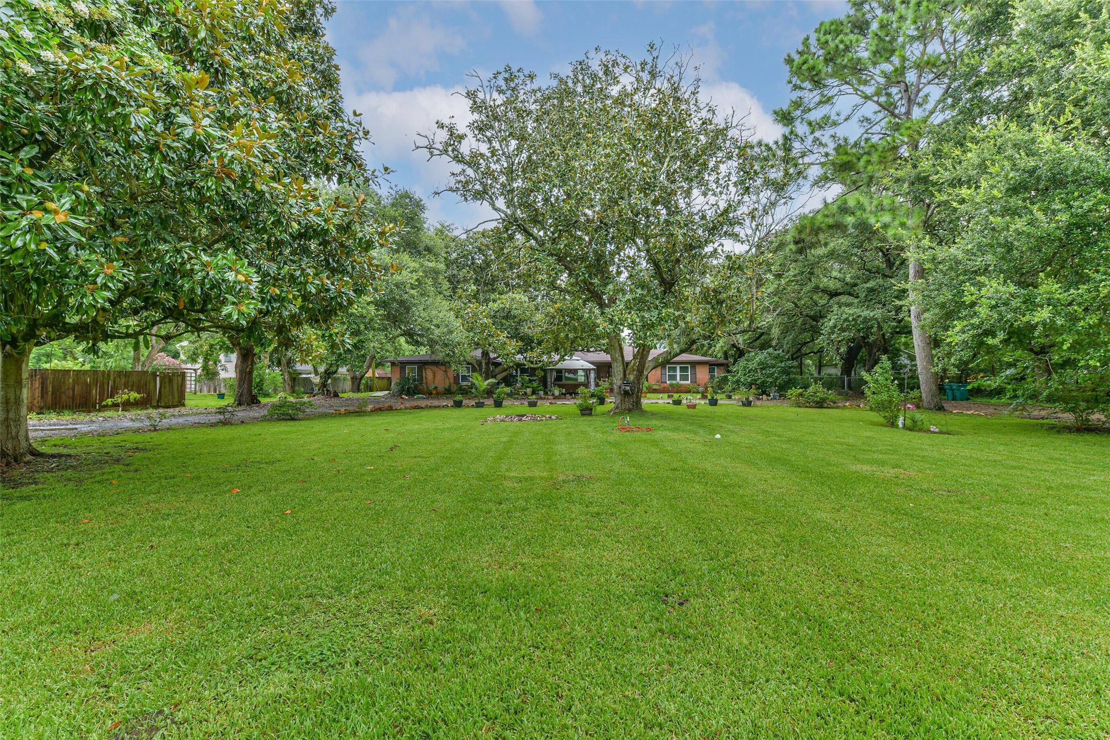 623 Laurel Street Property Photo