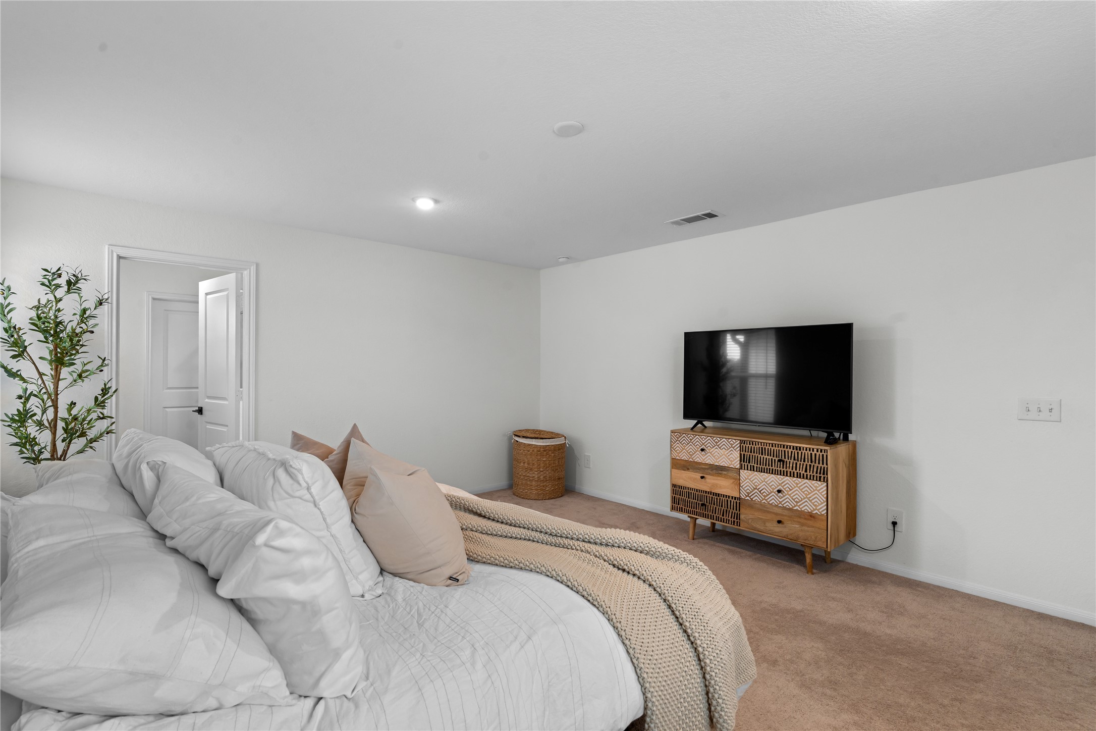 23439 Wrexham Street Property Photo 14