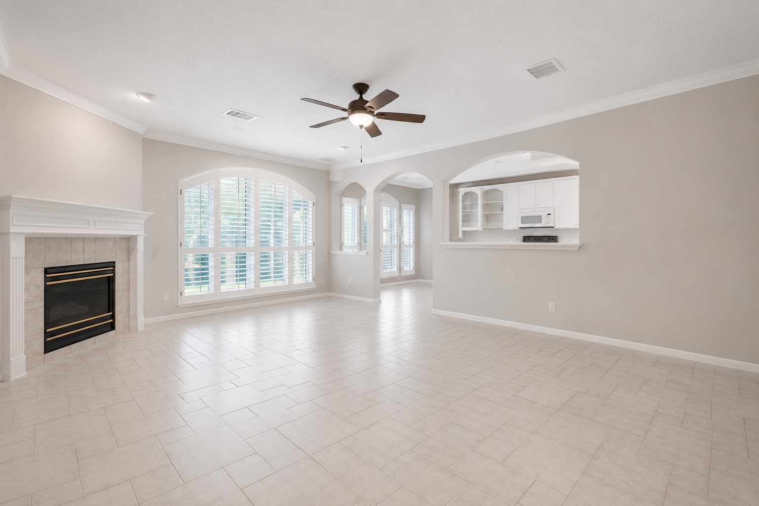 1303 Red Oak Court Property Photo 10