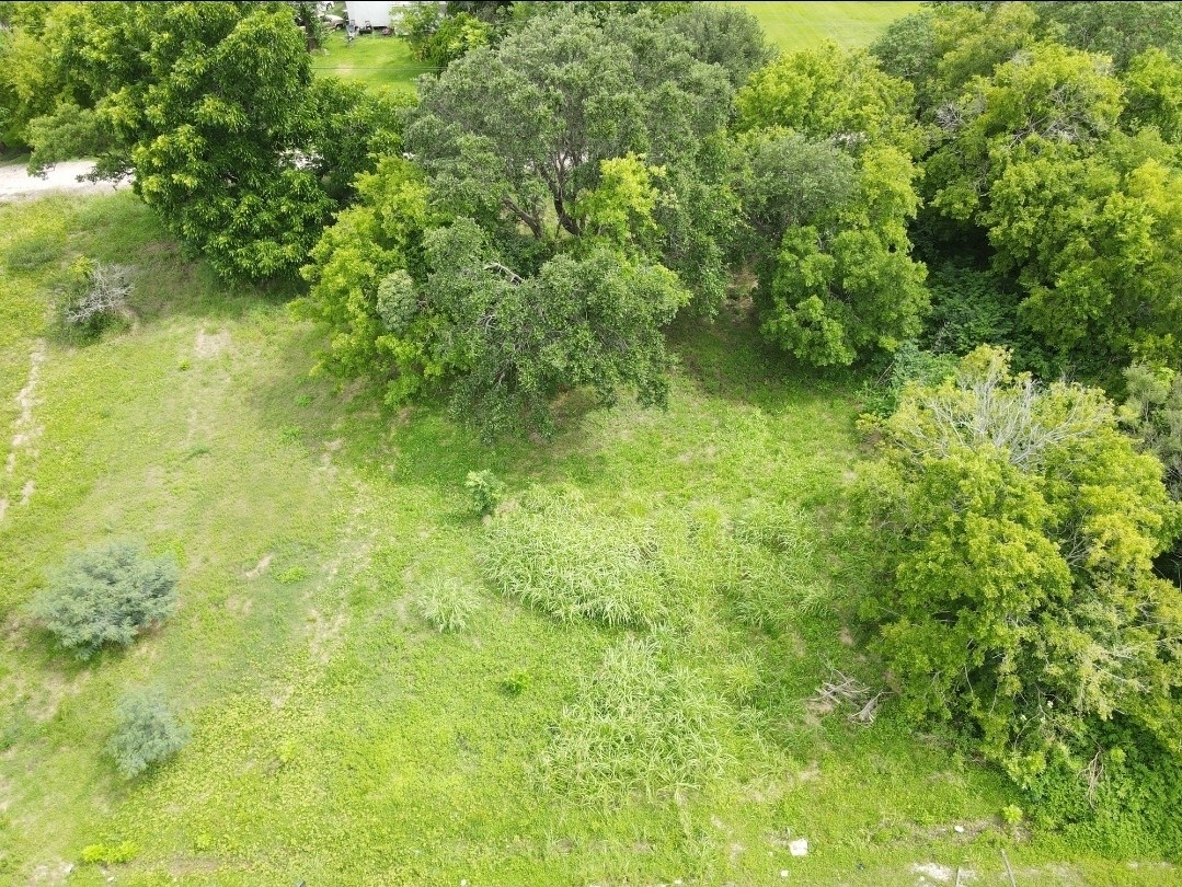 215 2nd Avenue N Property Photo 4