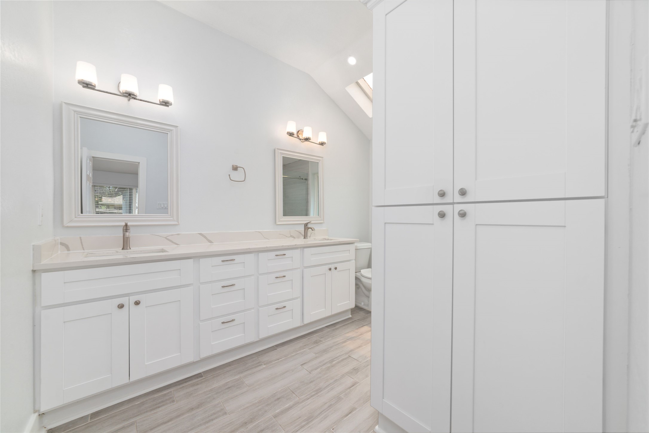 16806 Carbridge Drive Property Photo 15