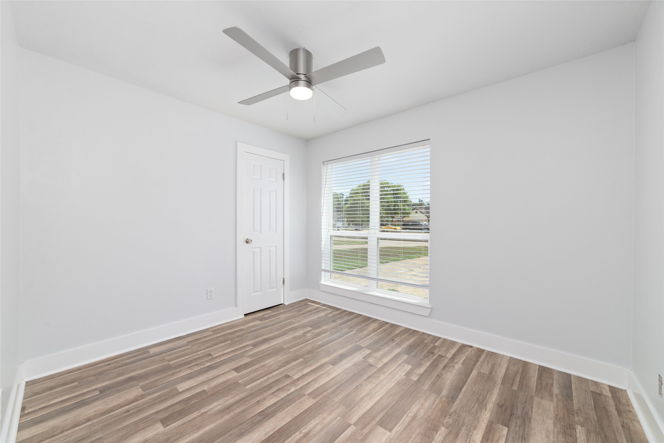 16806 Carbridge Drive Property Photo 18