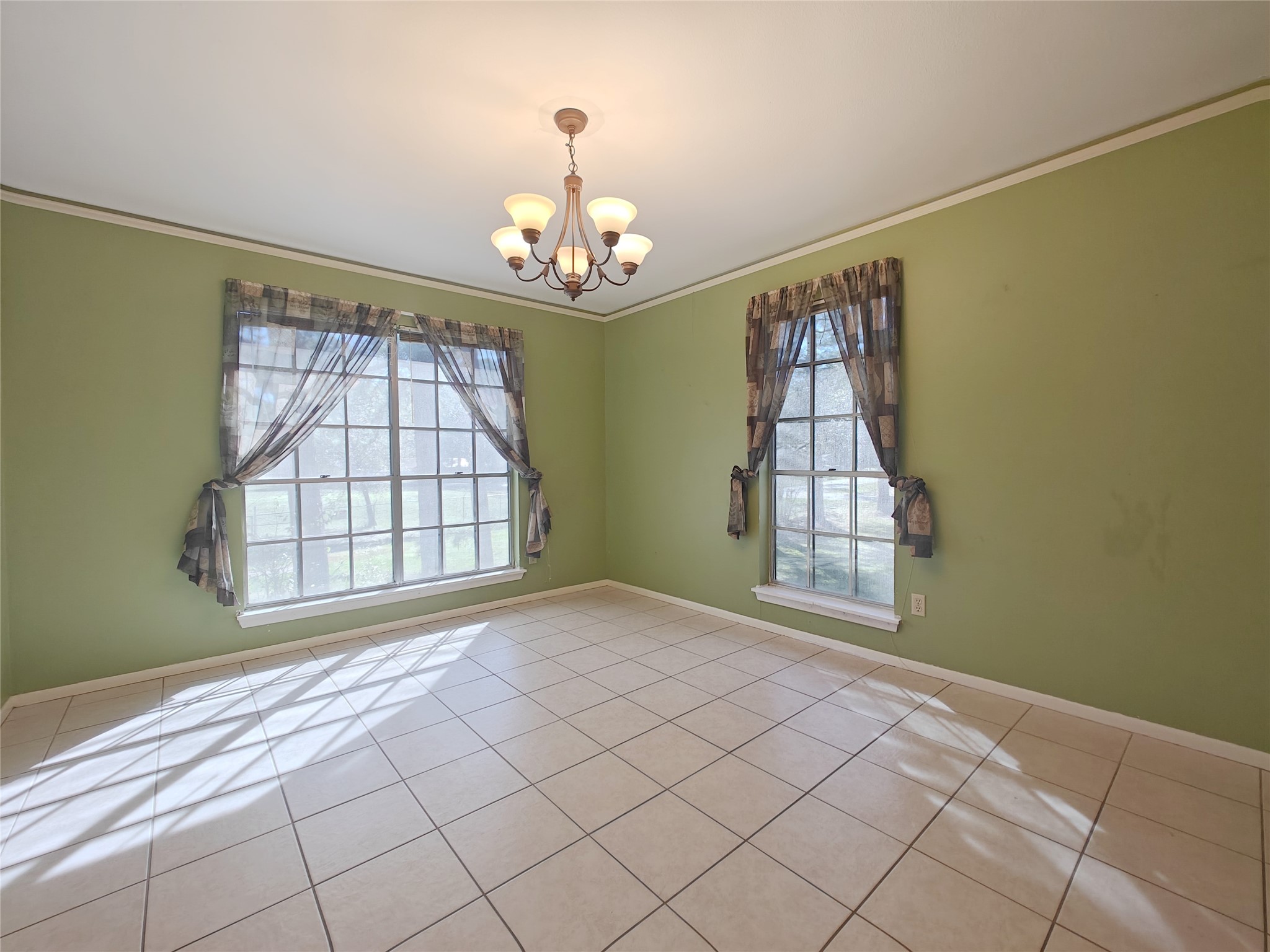 15606 Pinedell Drive Property Photo 10