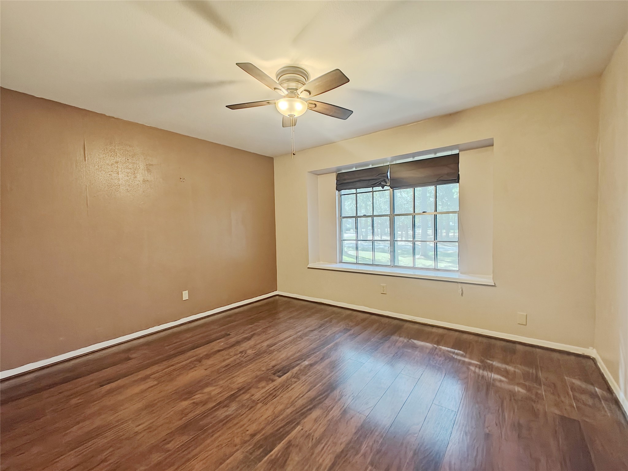 15606 Pinedell Drive Property Photo 11