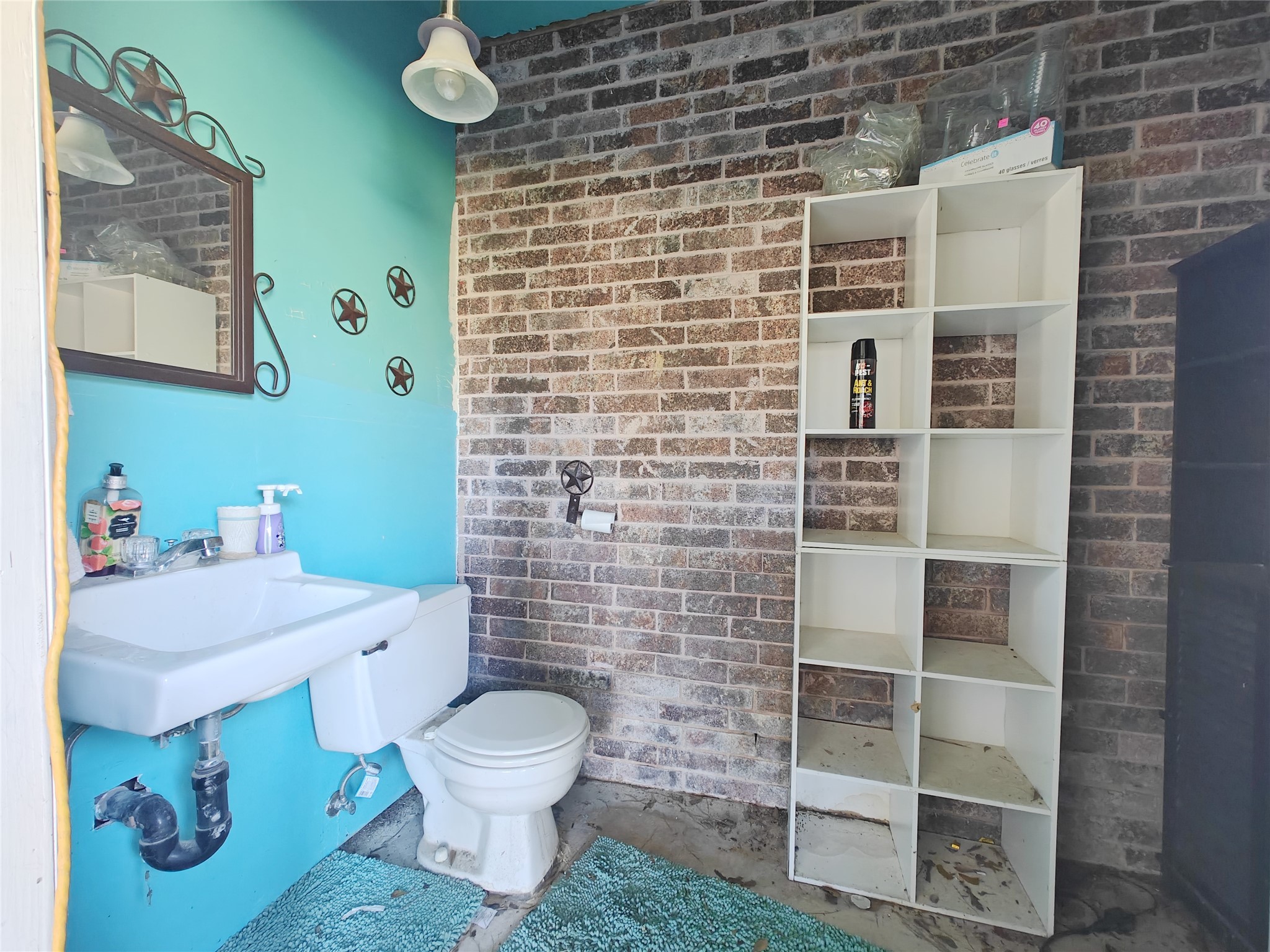 15606 Pinedell Drive Property Photo 23