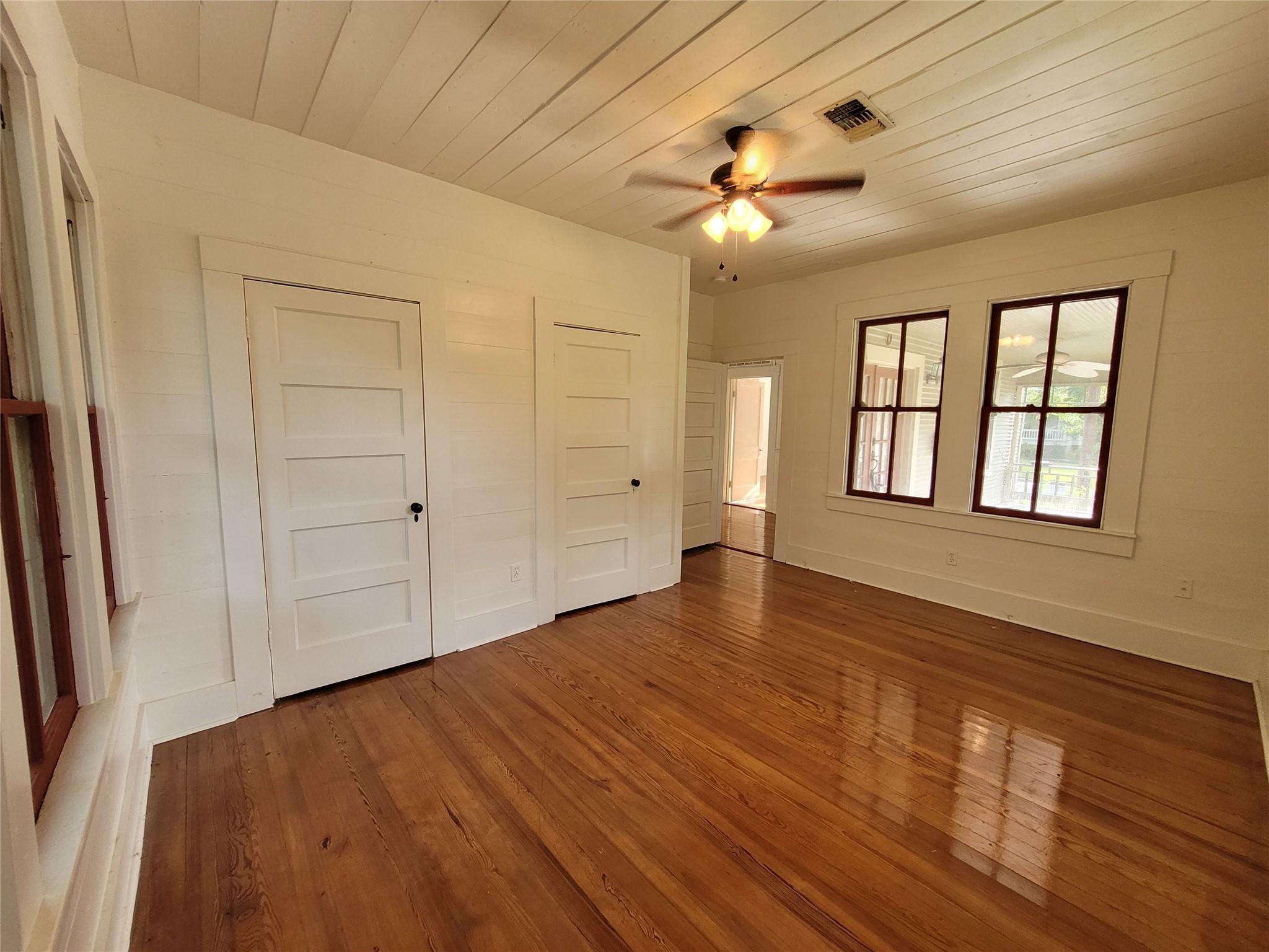 105 E Germania Street Property Photo 7