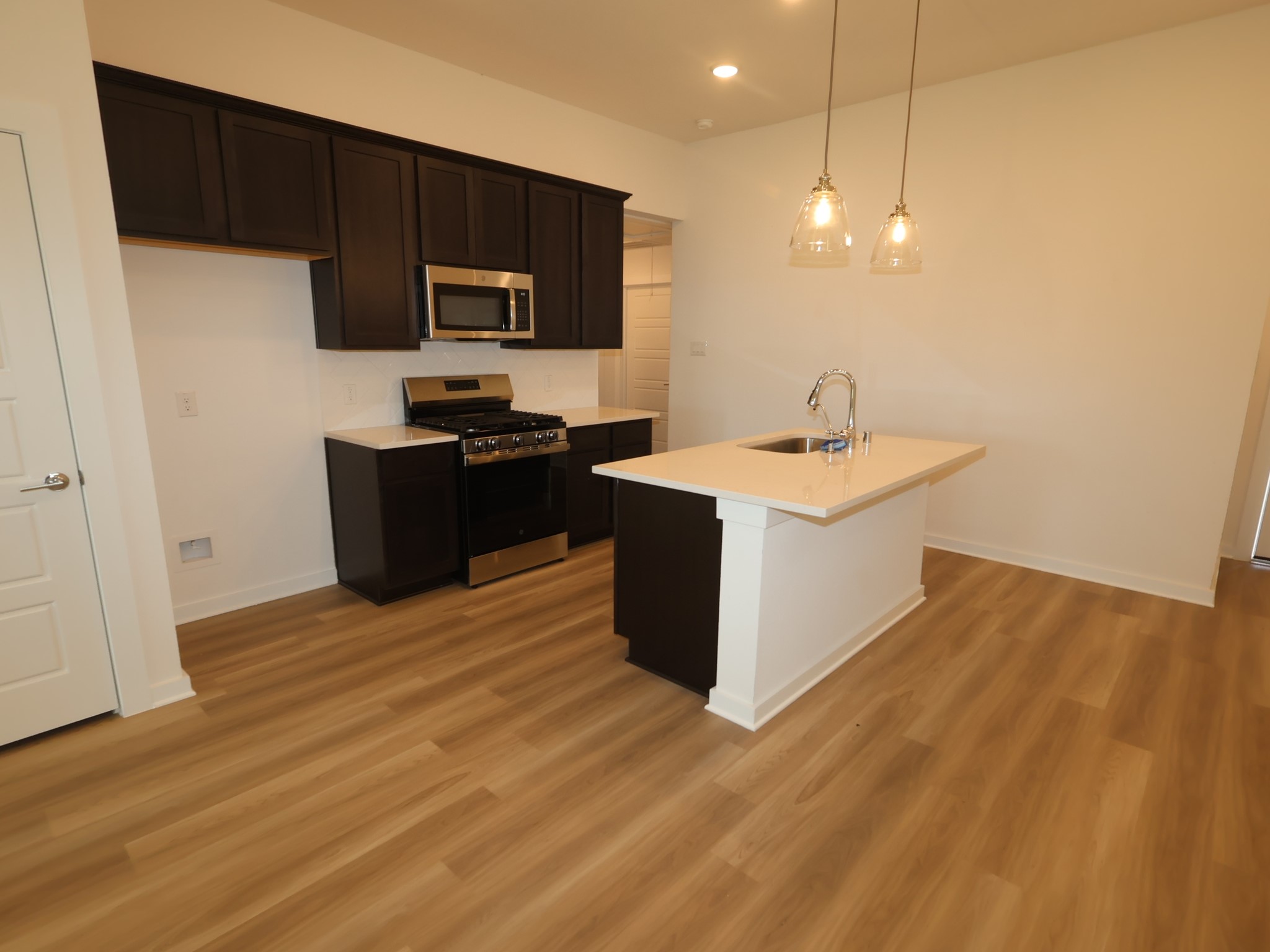 1058 Garnet Star Drive Property Photo 4