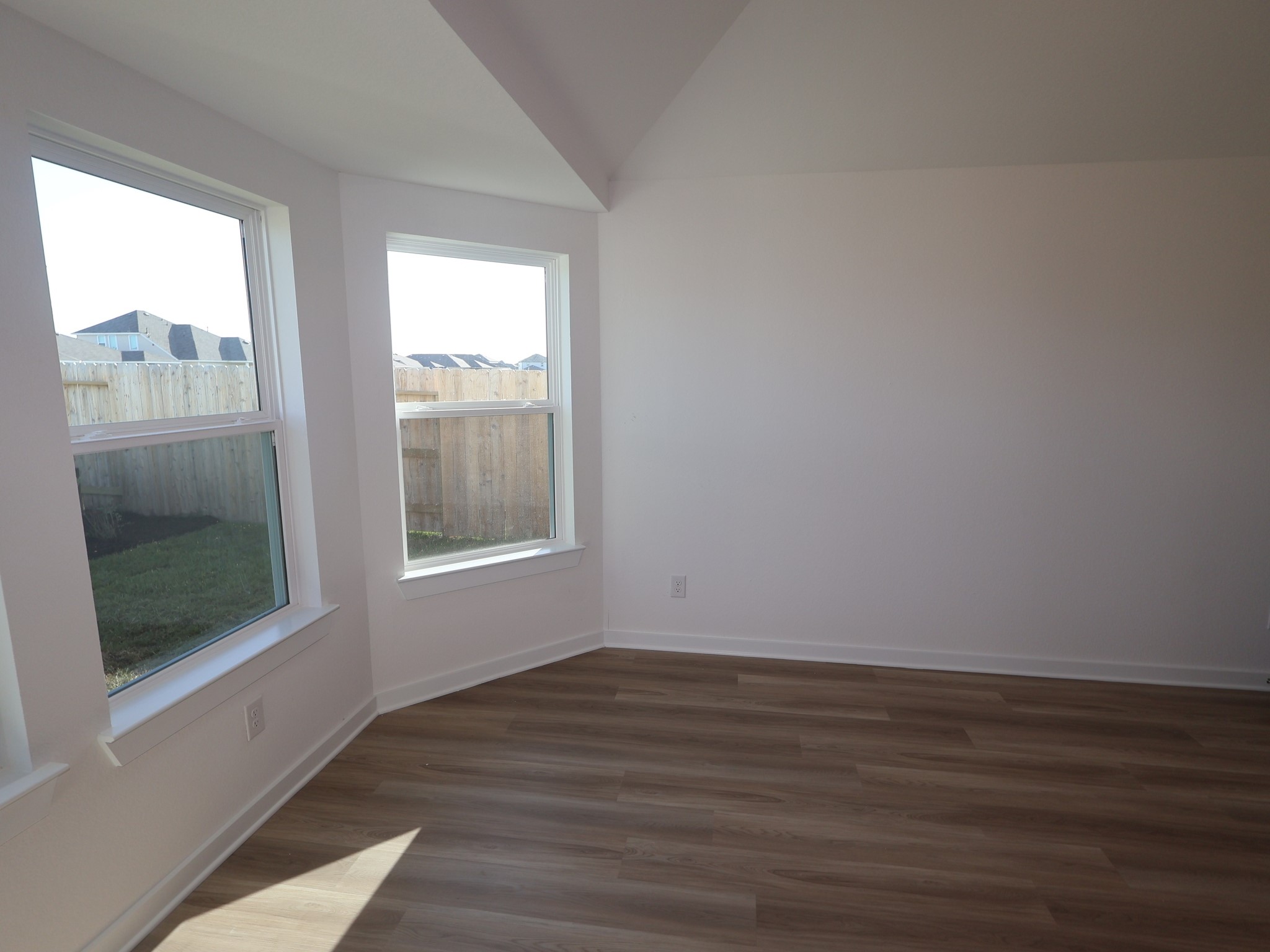 1058 Garnet Star Drive Property Photo 16