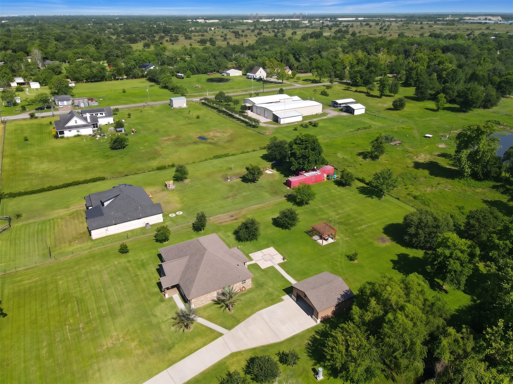 11021 32nd Street Property Photo 6