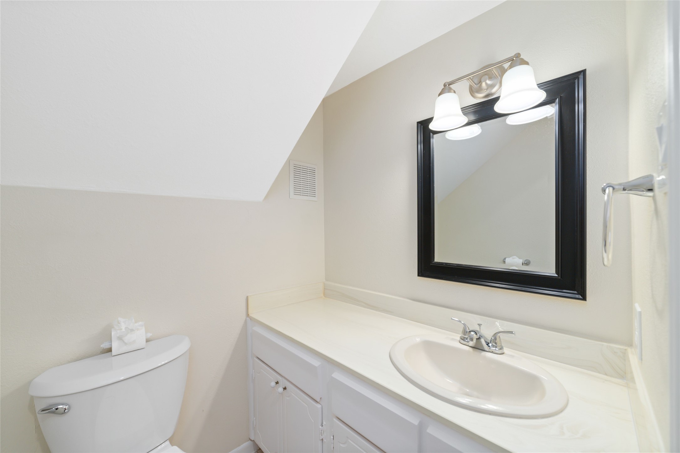 14345 Misty Meadow Lane Property Photo 6