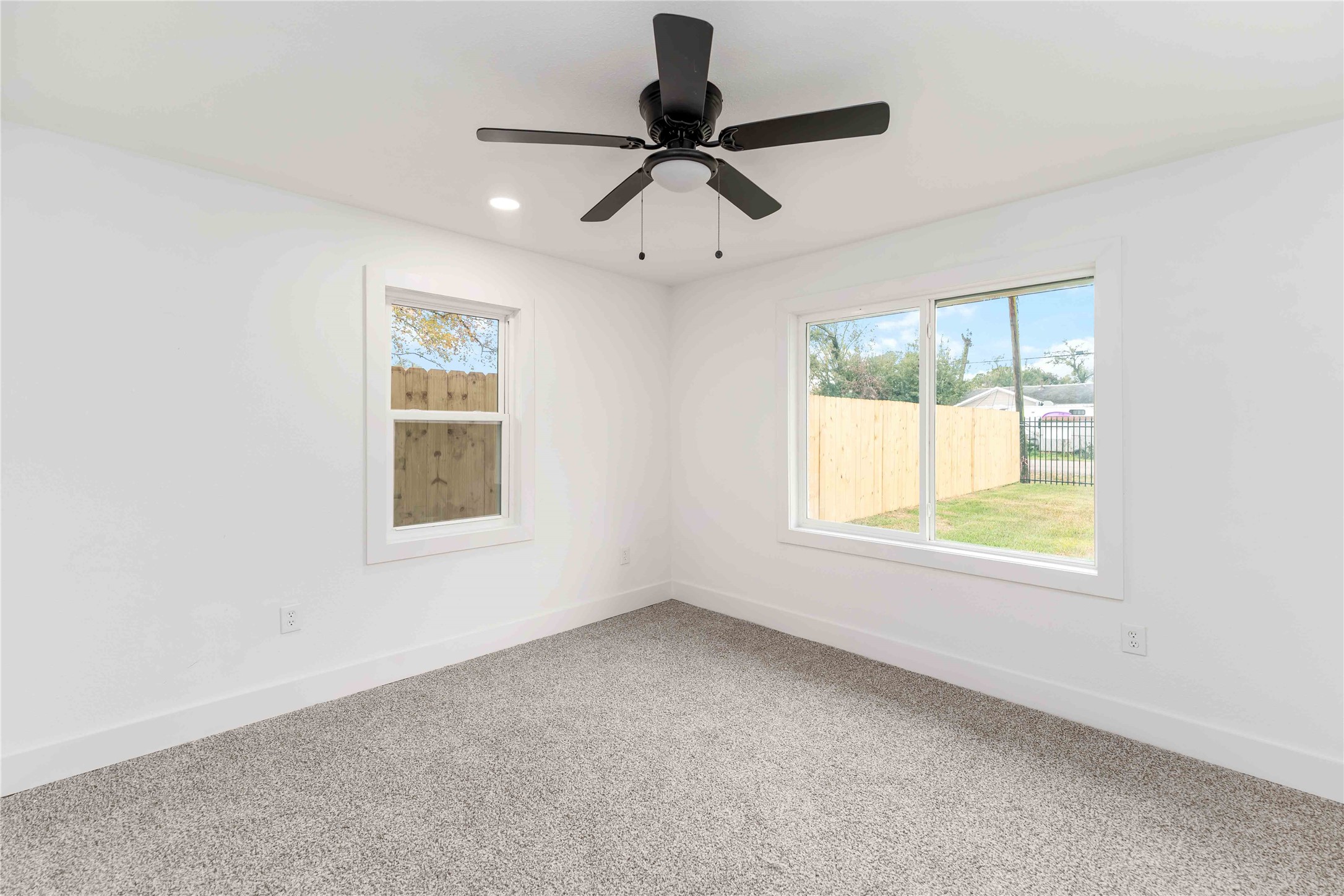 9226 Grady Street Property Photo 23