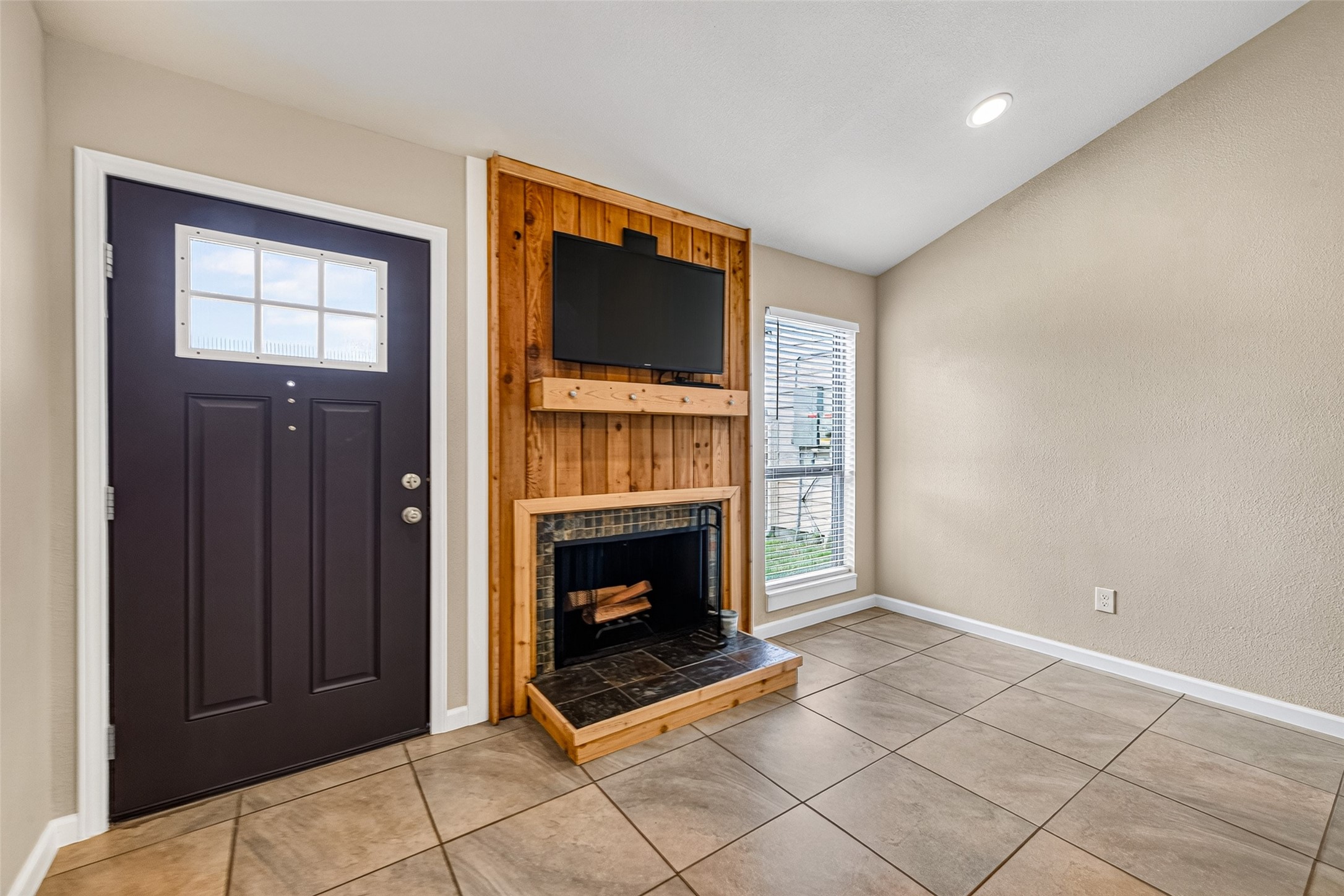 10244 Bridgeland Lane Property Photo 8