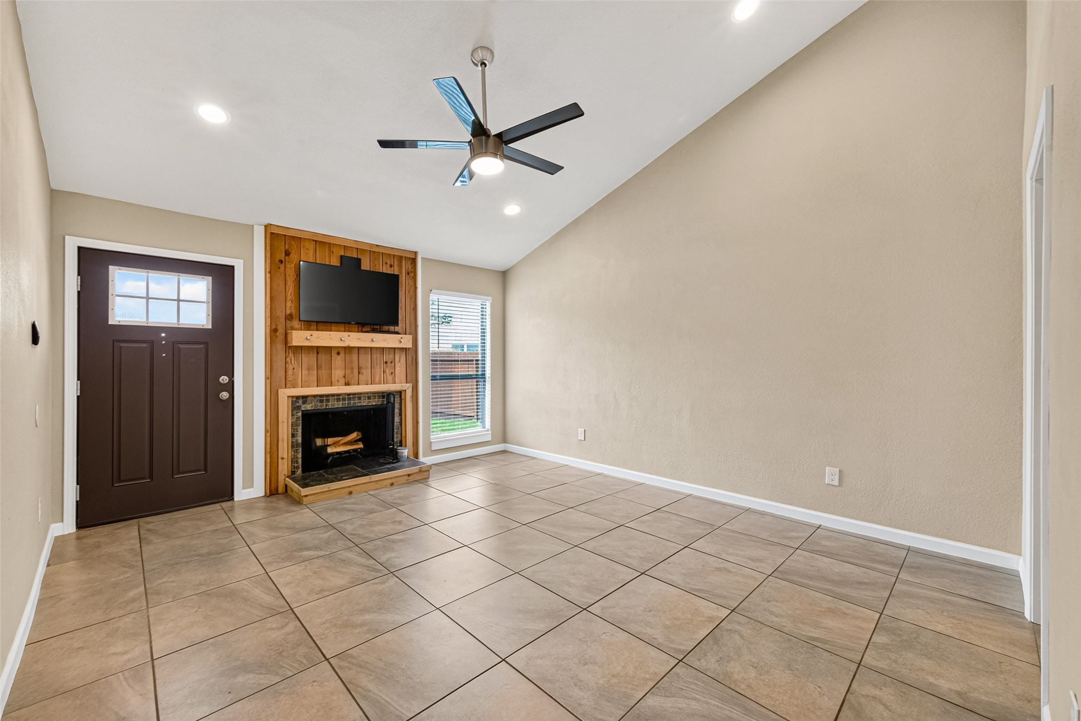 10244 Bridgeland Lane Property Photo 10