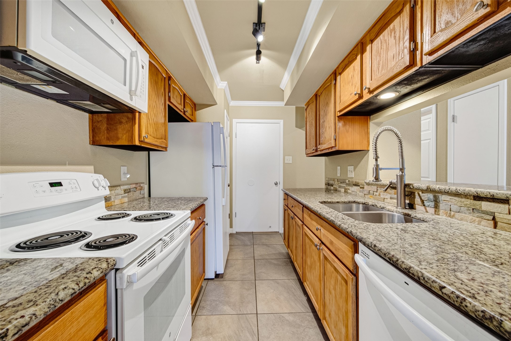 10244 Bridgeland Lane Property Photo 17