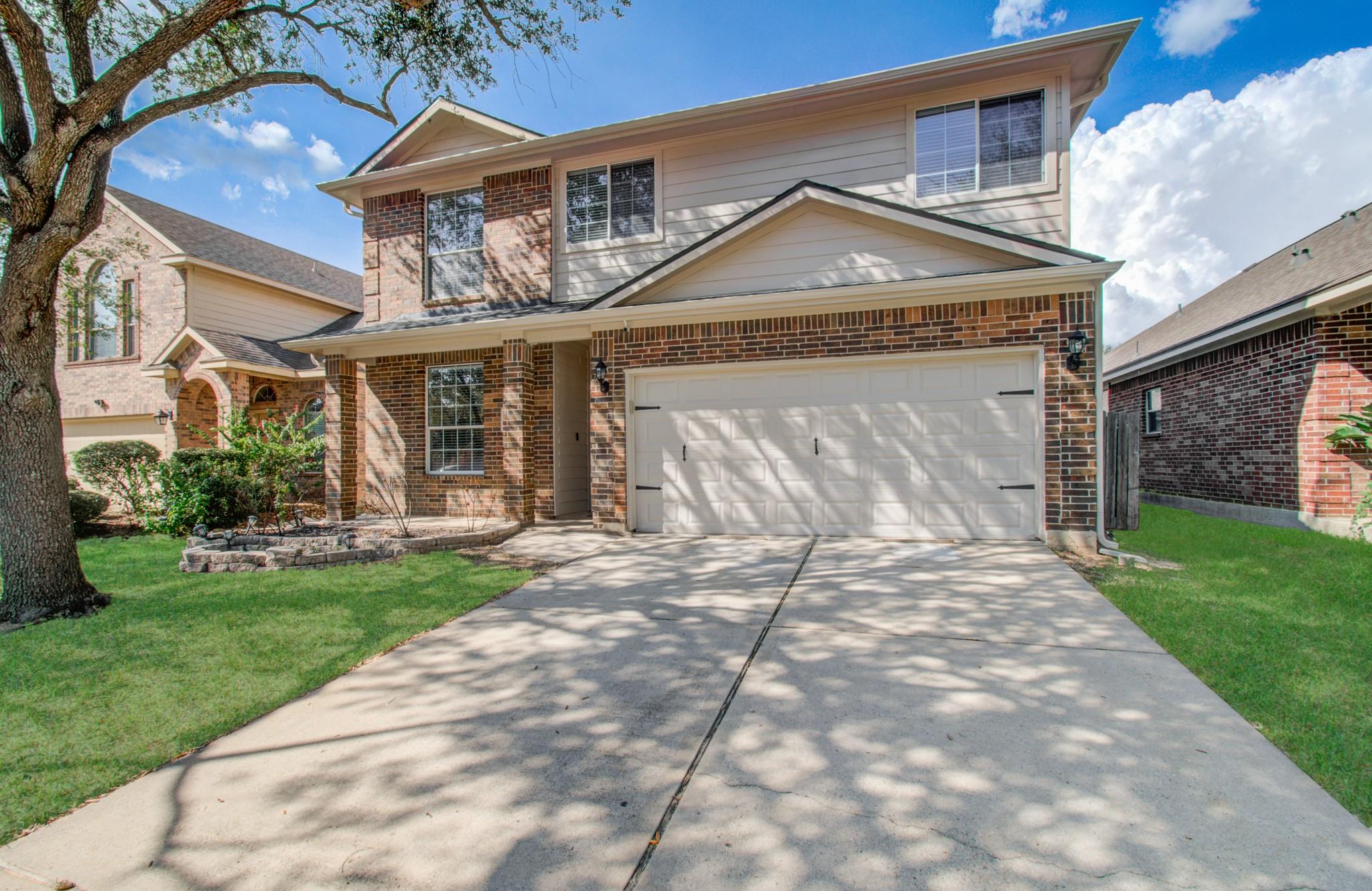 26418 Richwood Oaks Drive Property Photo 4
