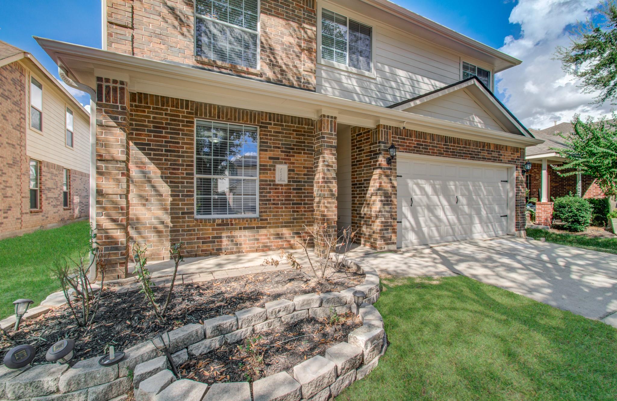 26418 Richwood Oaks Drive Property Photo 5