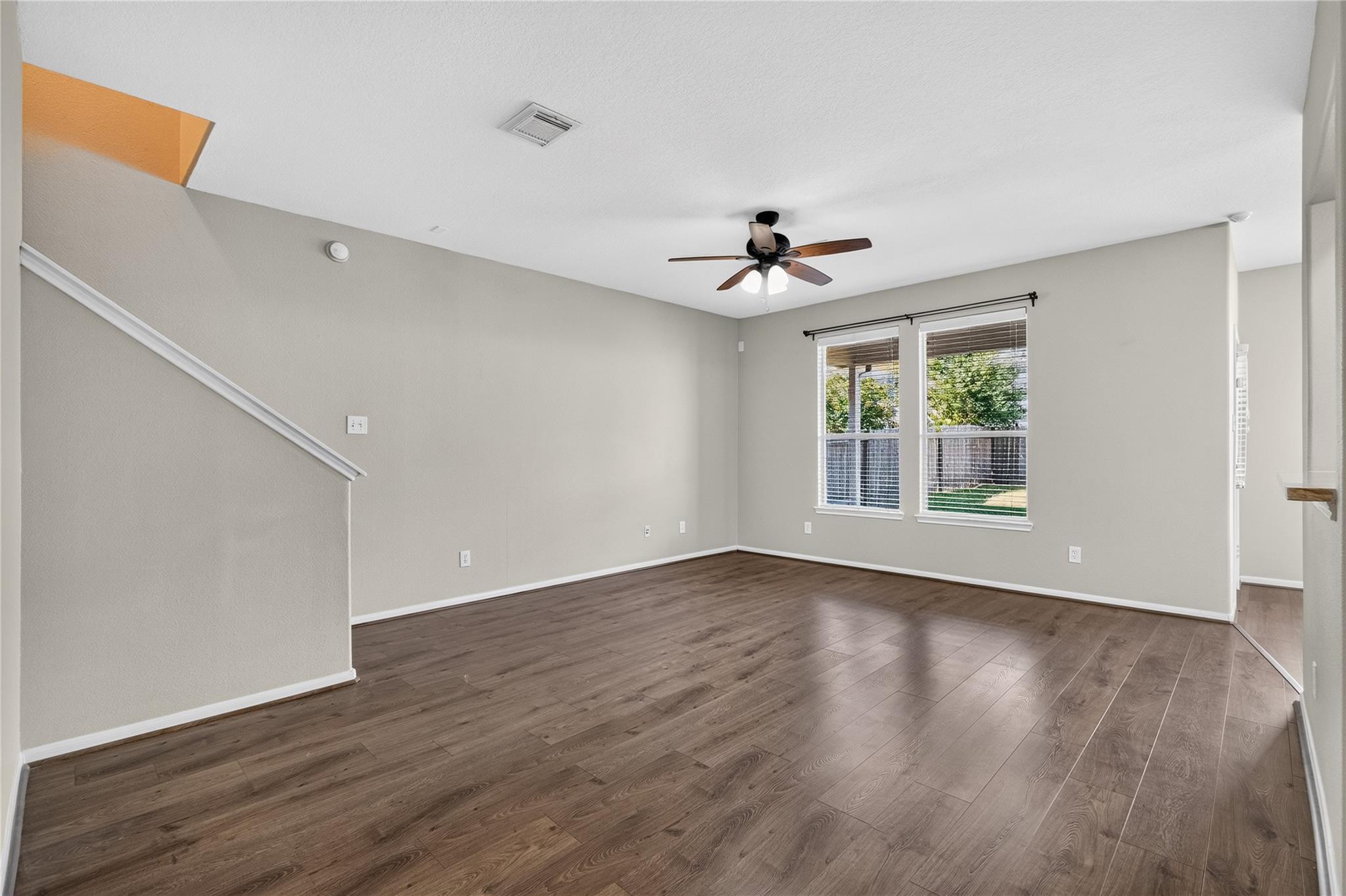 26418 Richwood Oaks Drive Property Photo 9