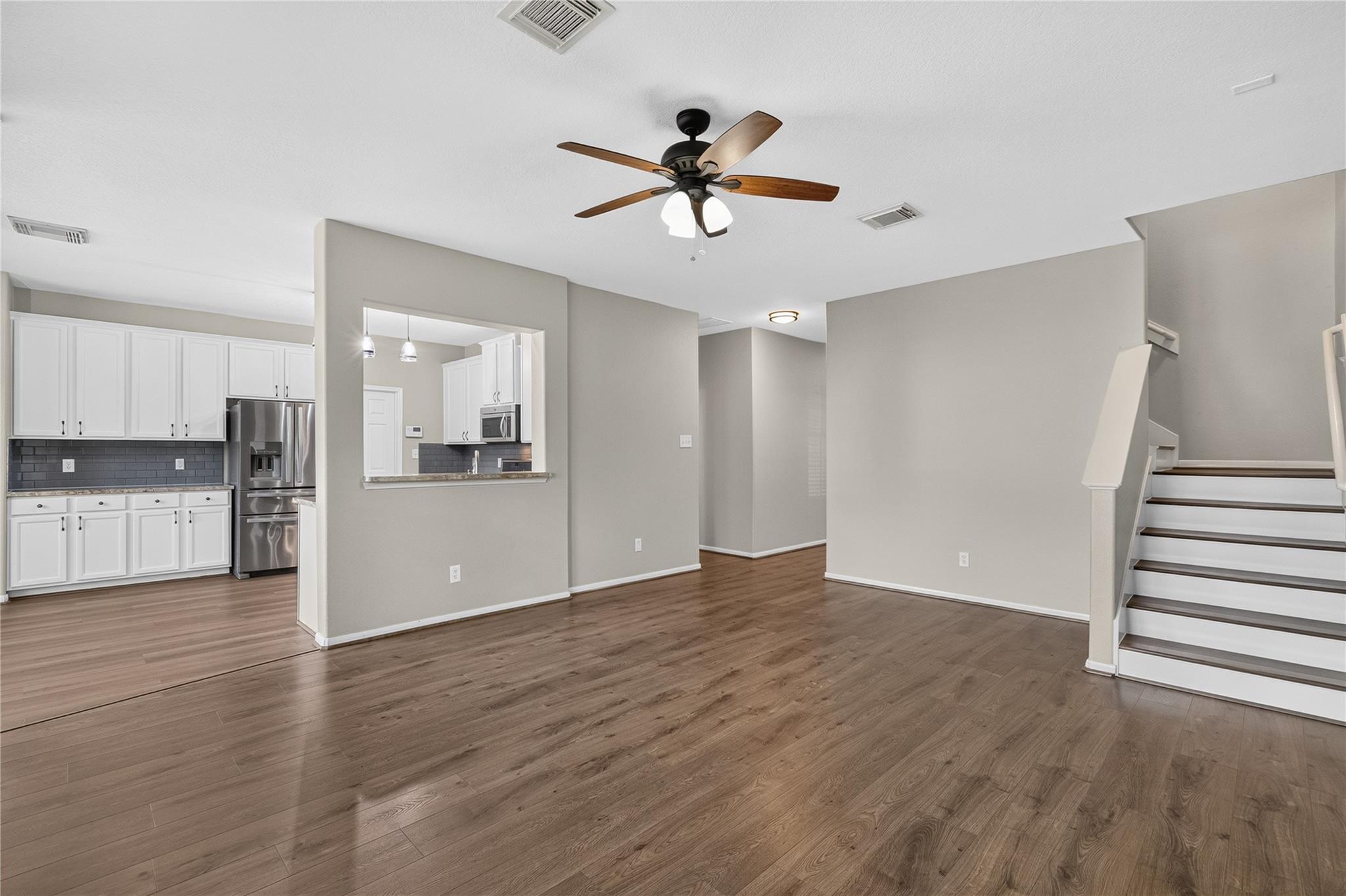 26418 Richwood Oaks Drive Property Photo 11