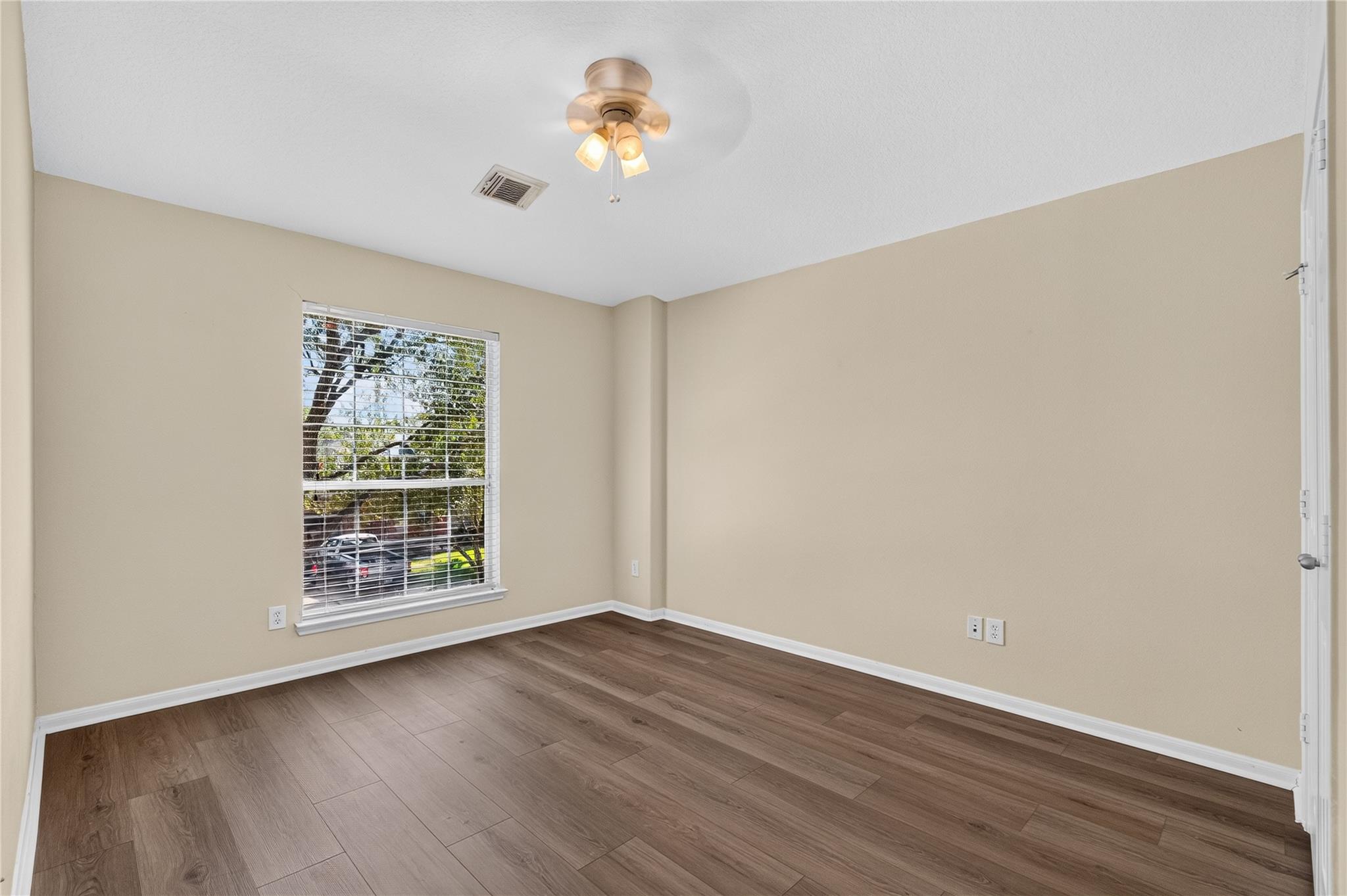 26418 Richwood Oaks Drive Property Photo 23